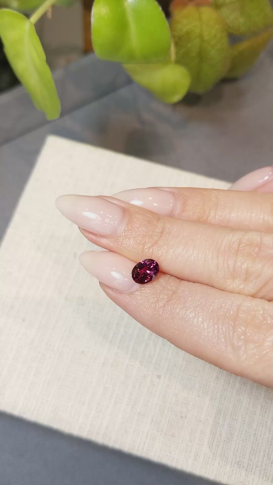 1.03 Ct. Rhodolite Garnet from Ceylon (Sri Lanka) Size Video