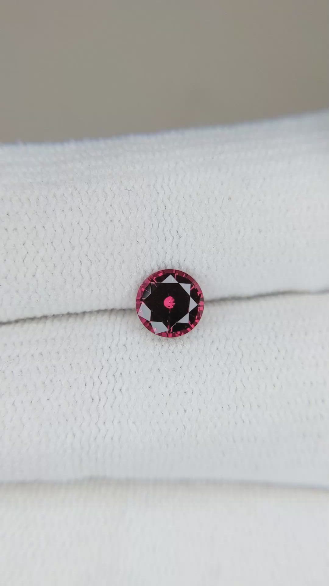 0.85 Ct. Garnet from Ceylon (Sri Lanka) Size Video