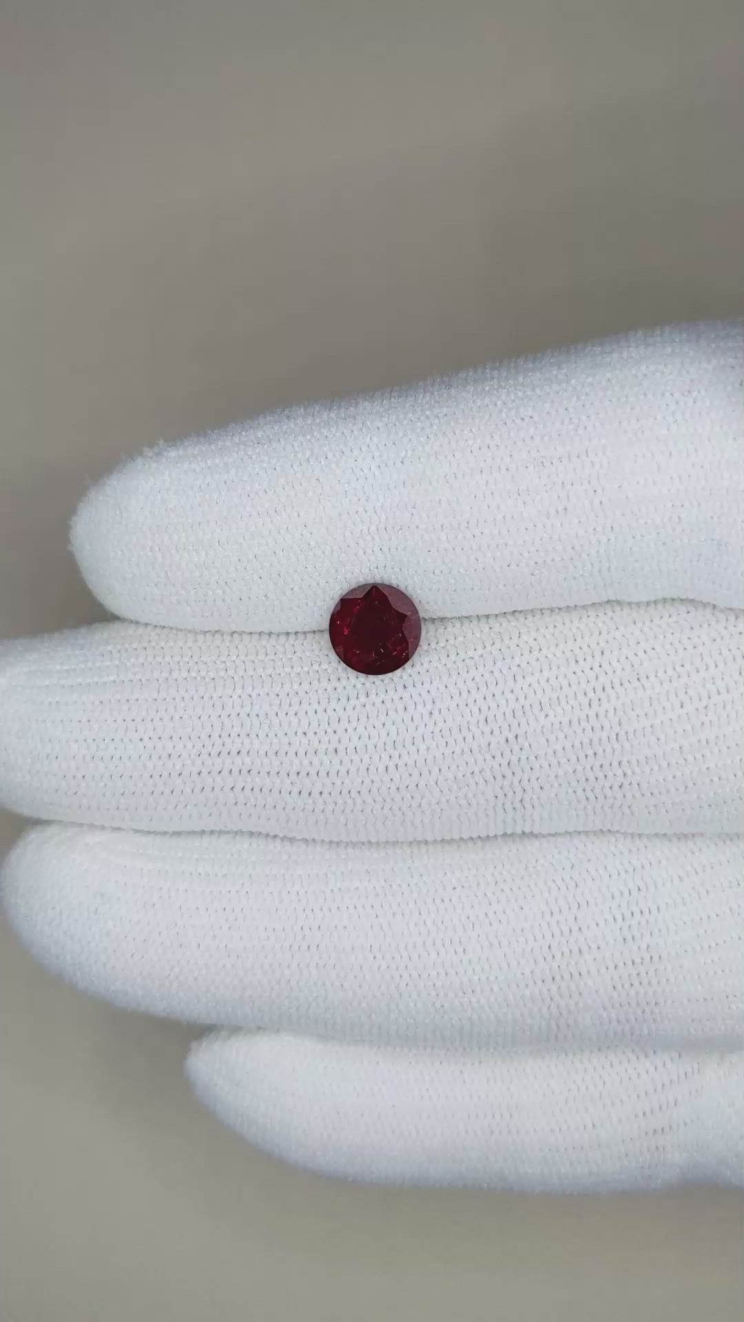 1.68 Ct. Garnet from Ceylon (Sri Lanka) Size Video