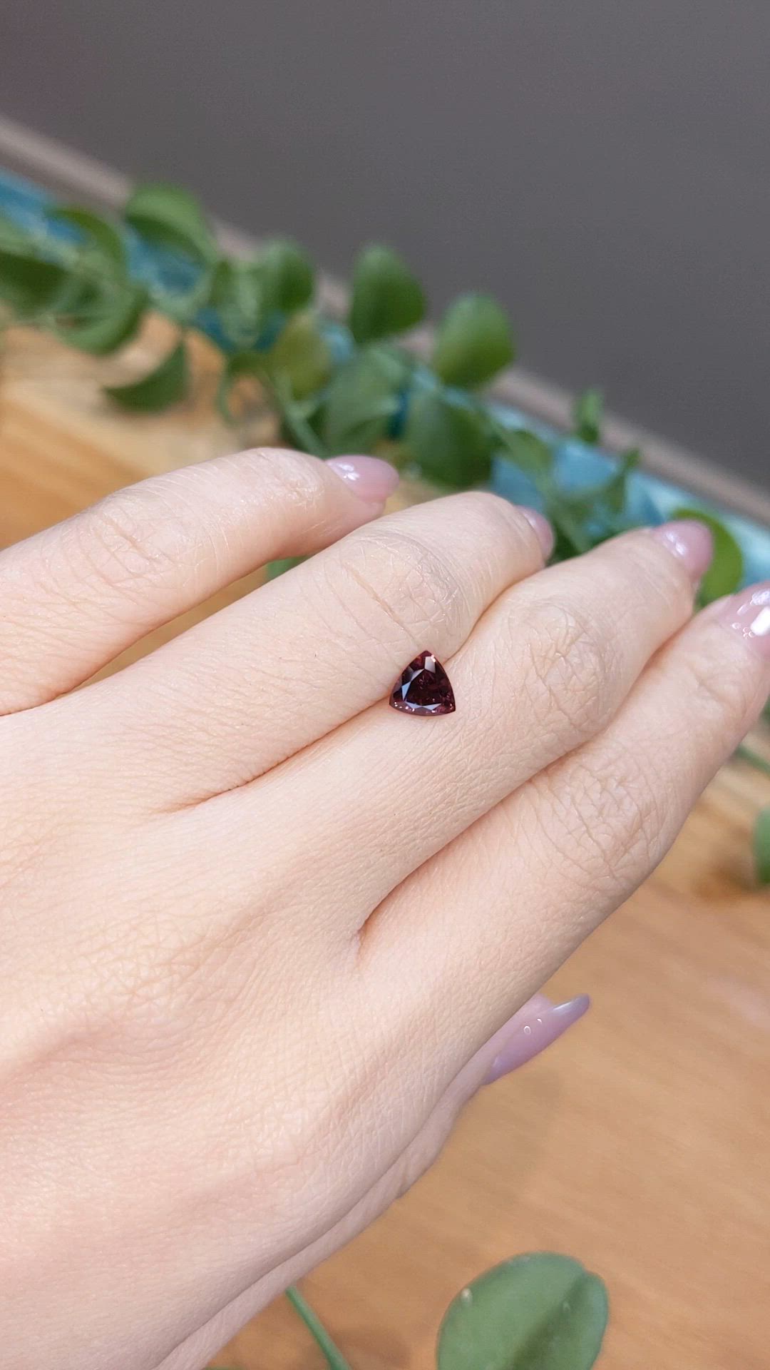 1.02 Ct. Purplish Pink Garnet from Ceylon (Sri Lanka) Size Video