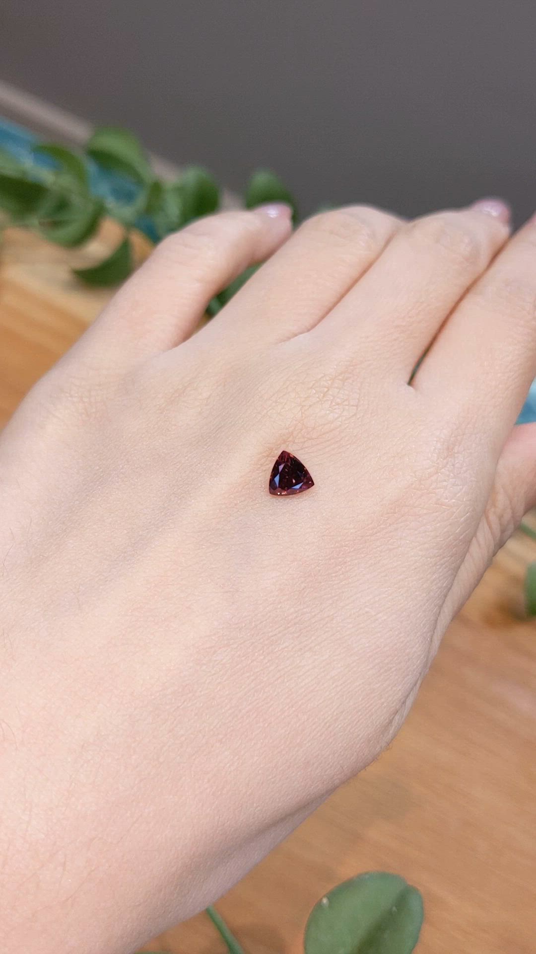 1.02 Ct. Purplish Pink Garnet from Ceylon (Sri Lanka) Size Video