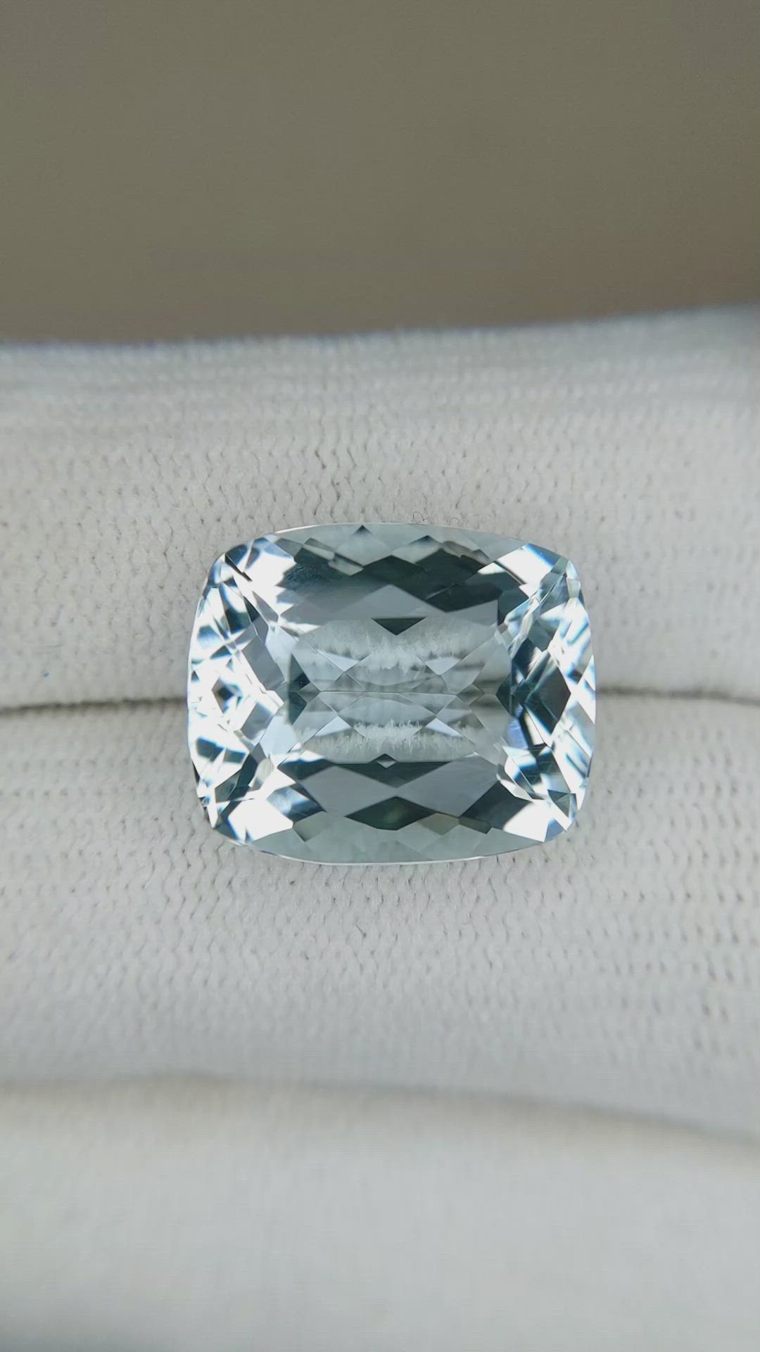 8.79 Ct. Aquamarine from Brazil Size Video