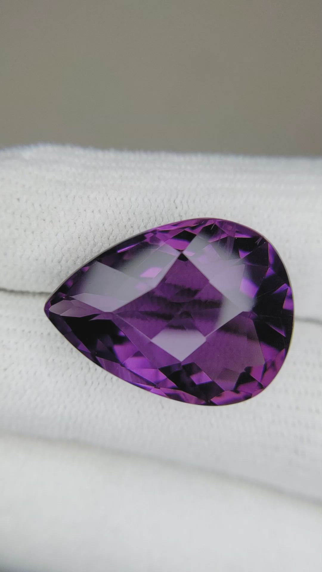 19.21 Ct. Amethyst from Brazil Size Video