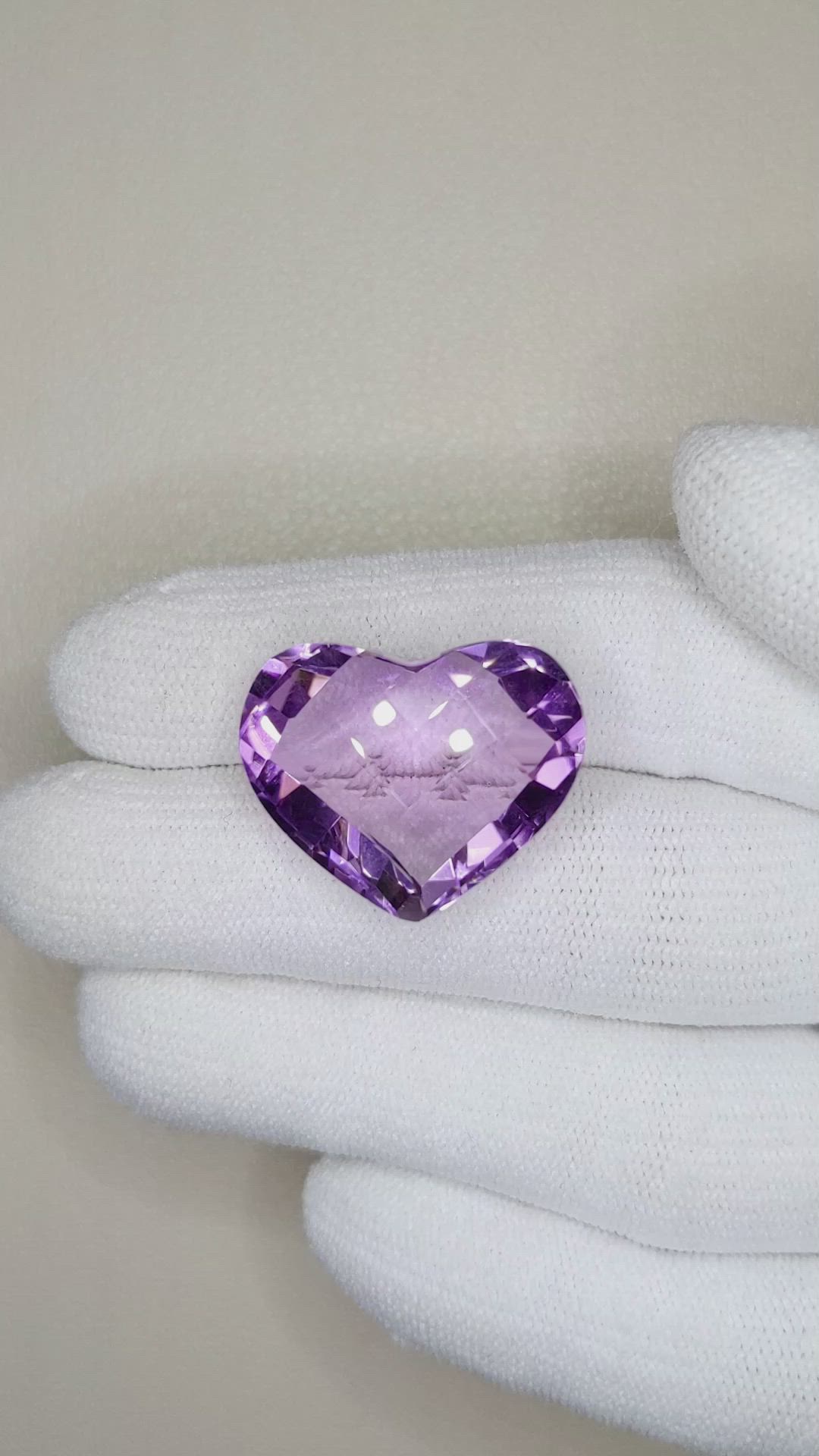 21.76 Ct. Amethyst from Brazil Size Video