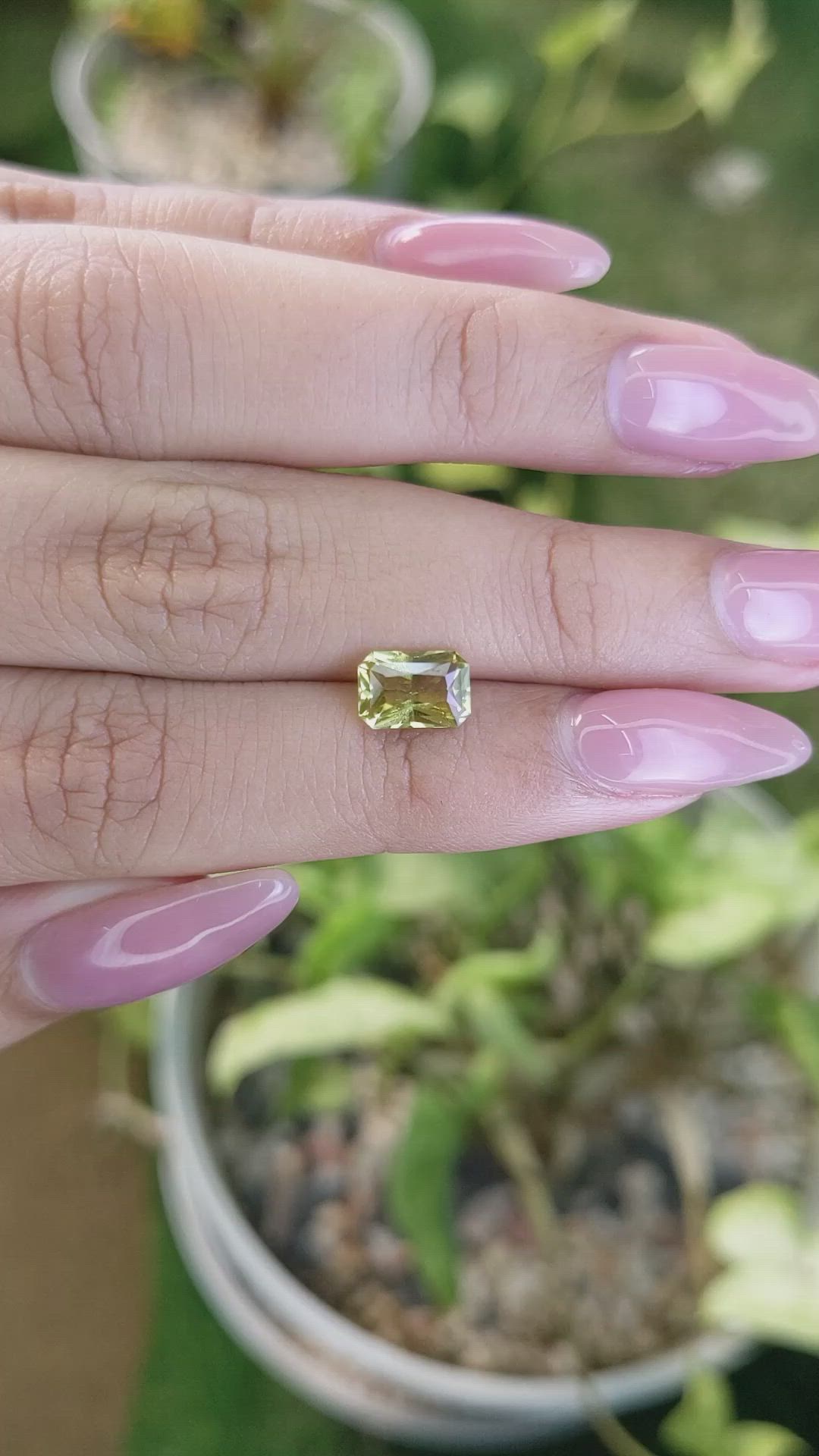 1.43 Ct. Chrysoberyl from Ceylon (Sri Lanka) Size Video