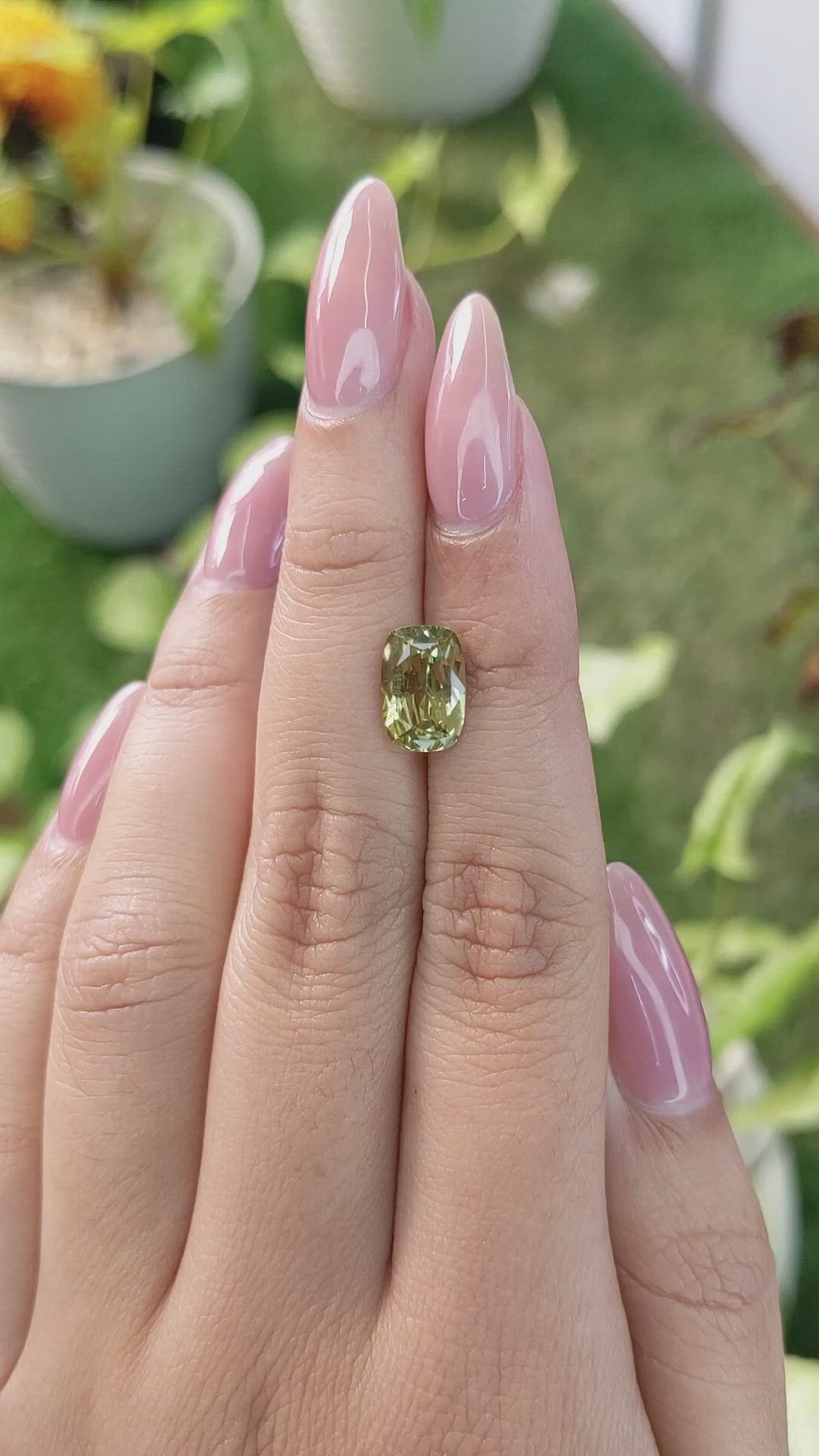 2.80 Ct. Chrysoberyl from Ceylon (Sri Lanka) Size Video