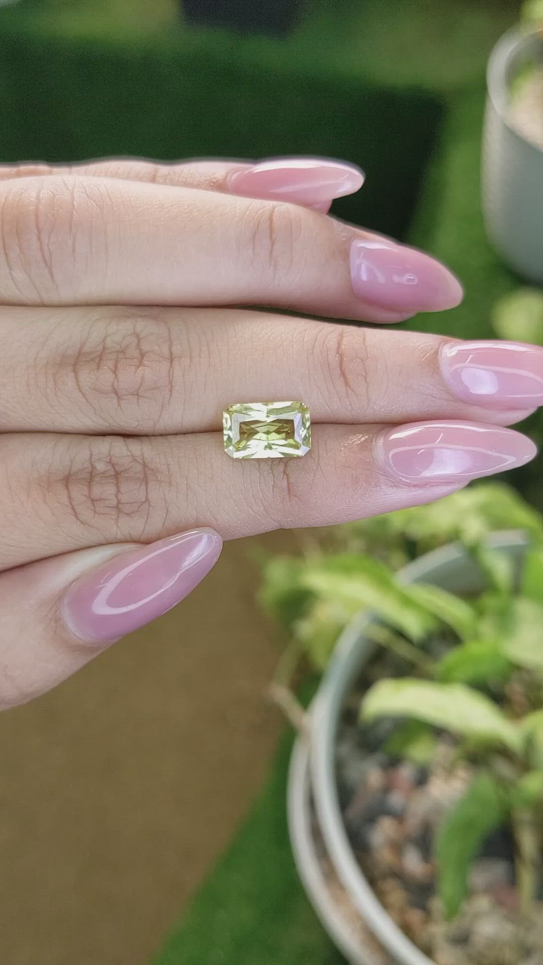 2.66 Ct. Chrysoberyl from Ceylon (Sri Lanka) Size Video