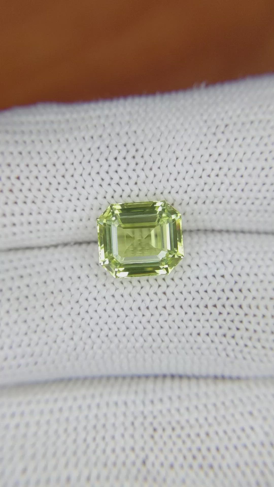 4.09 Ct. Chrysoberyl from Ceylon (Sri Lanka) Size Video