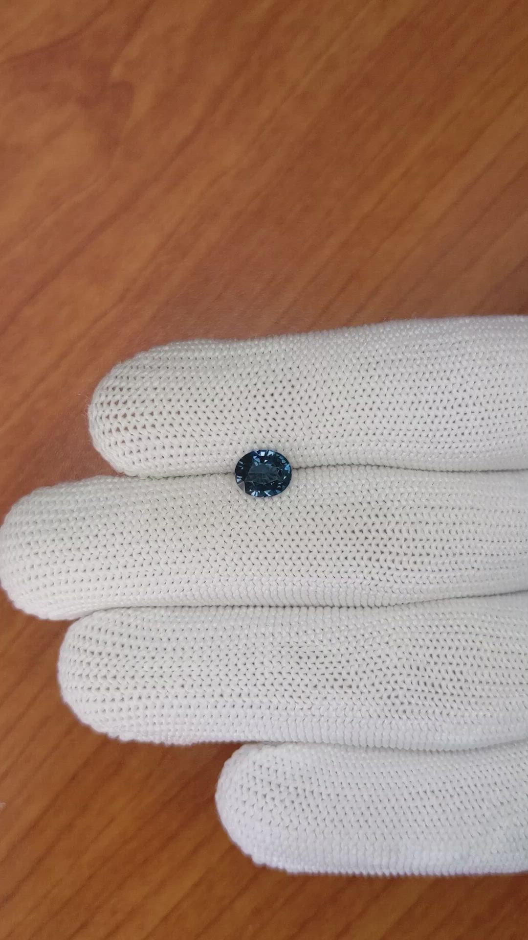 1.13 Ct. Cobalt Spinel from Ceylon (Sri Lanka) Size Video