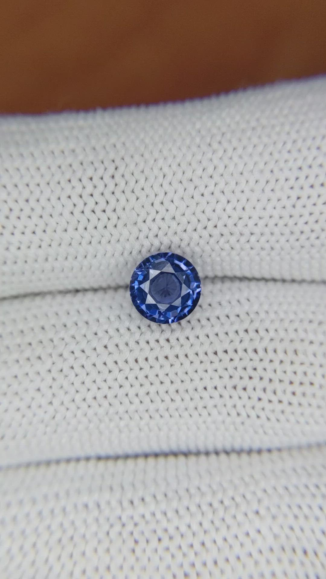 1.59 Ct. Cobalt Spinel from Ceylon (Sri Lanka) Size Video