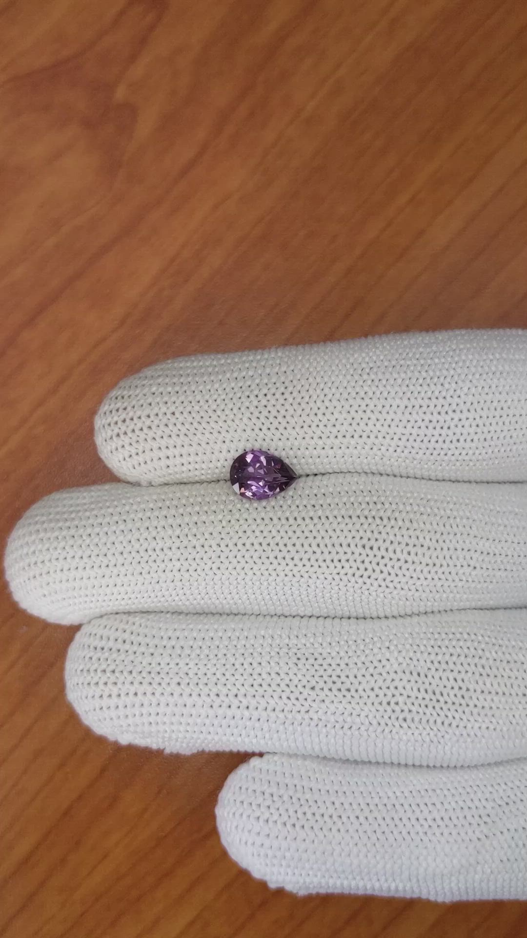1.43 Ct. Spinel from Ceylon (Sri Lanka) Size Video