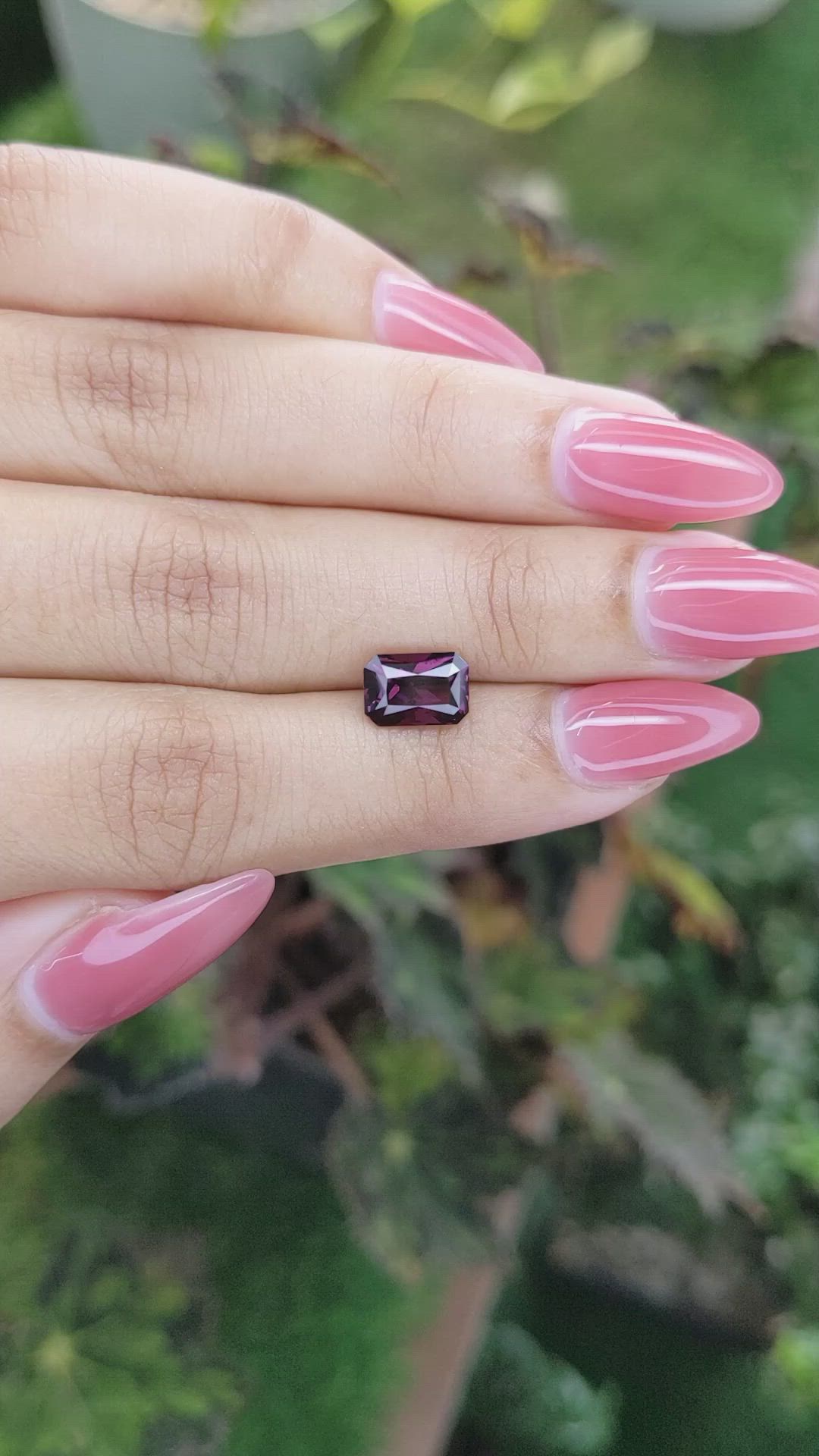2.09 Ct. Spinel from Ceylon (Sri Lanka) Size Video