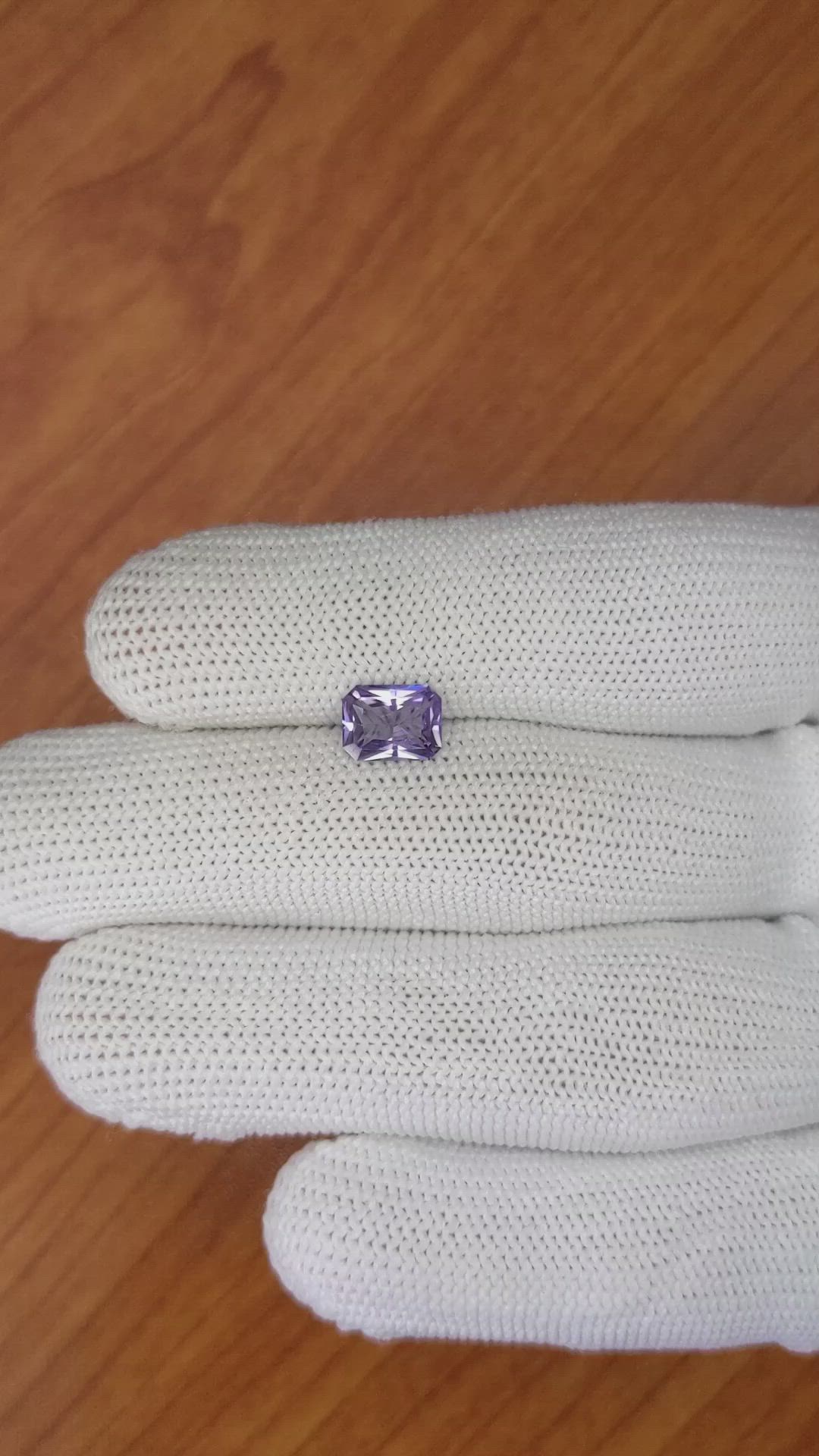 1.47 Ct. Spinel from Ceylon (Sri Lanka) Size Video