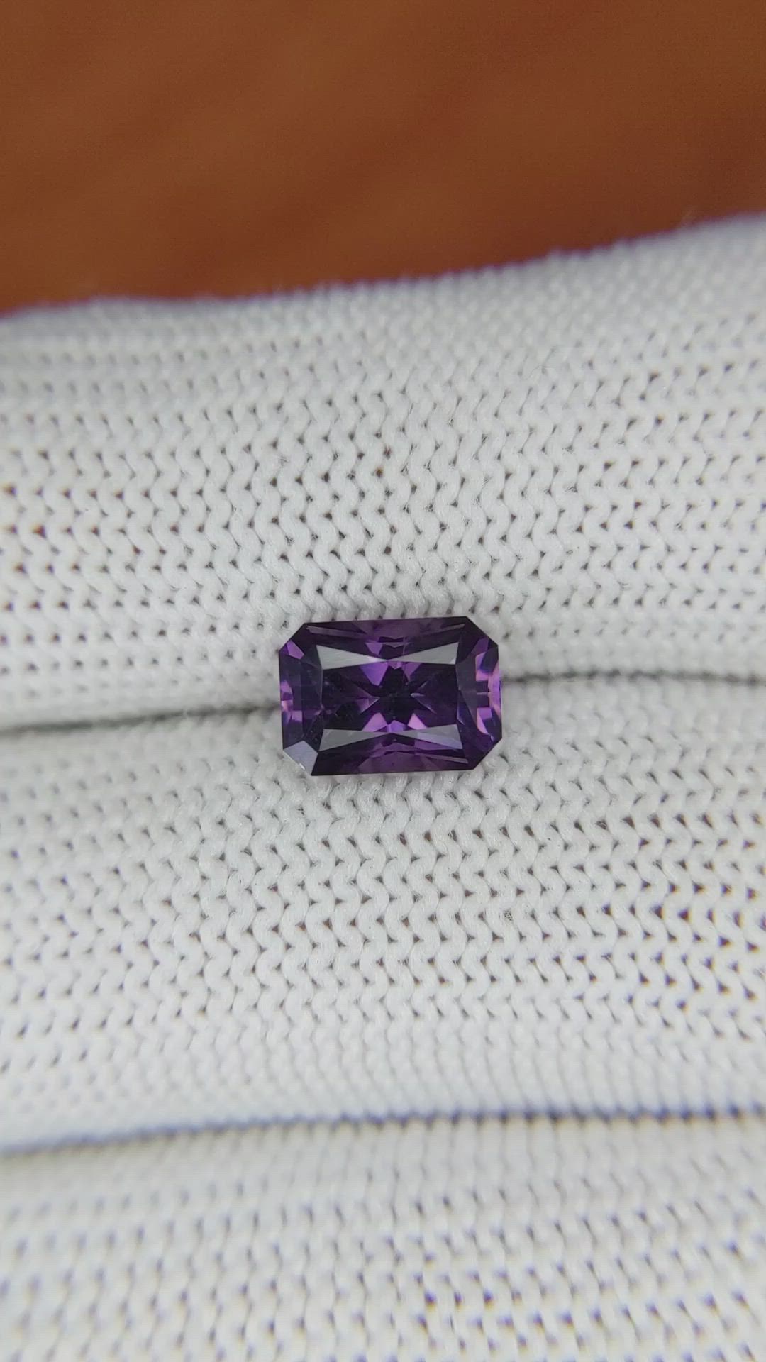 2.15 Ct. Spinel from Ceylon (Sri Lanka) Size Video