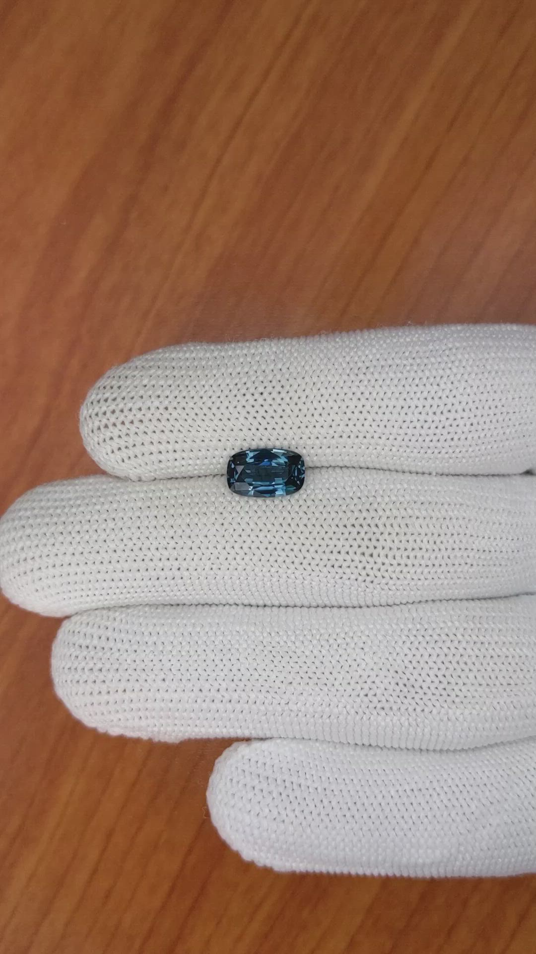 1.82 Ct. Spinel from Ceylon (Sri Lanka) Size Video