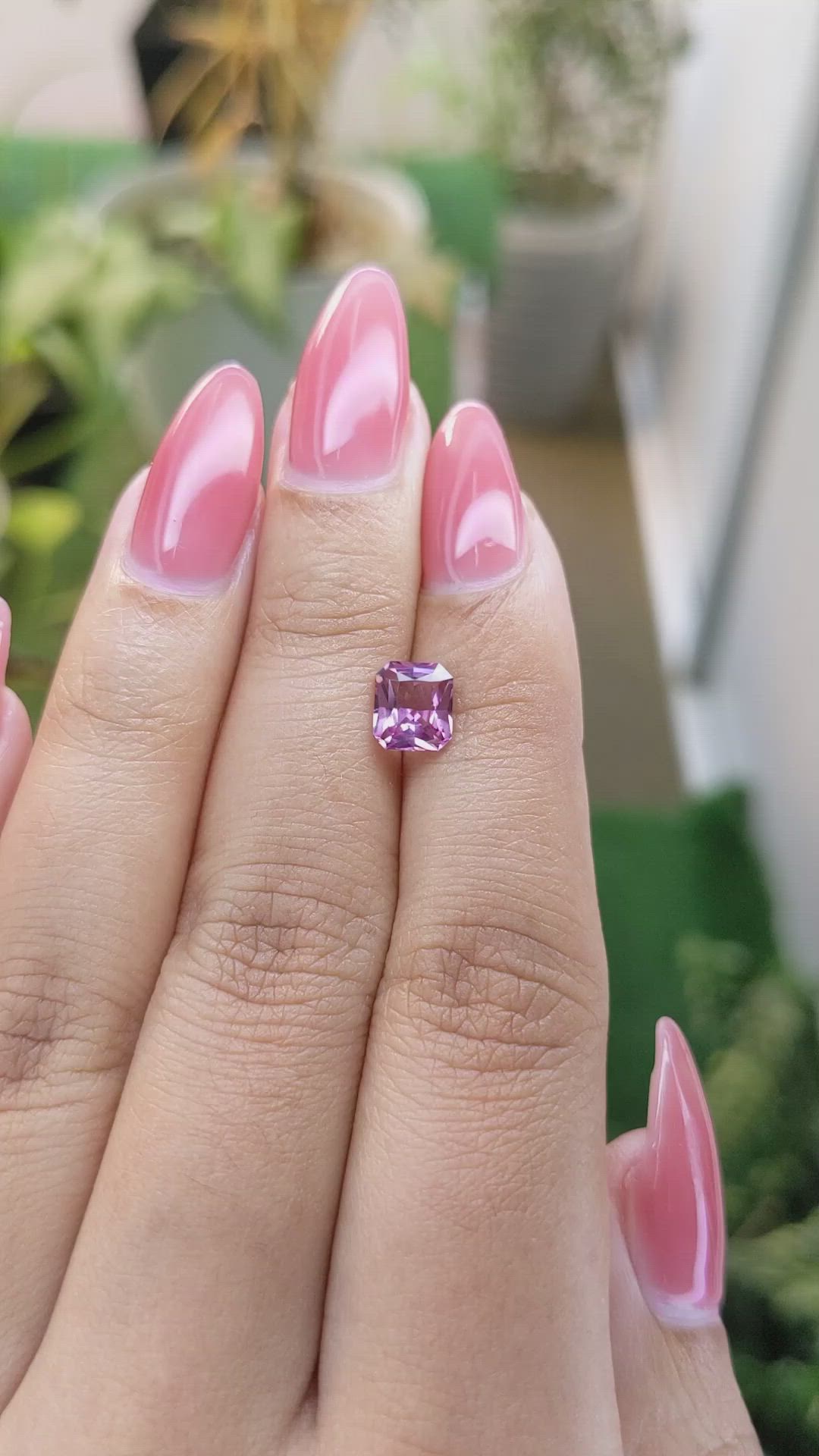 1.17 Ct. Spinel from Ceylon (Sri Lanka) Size Video