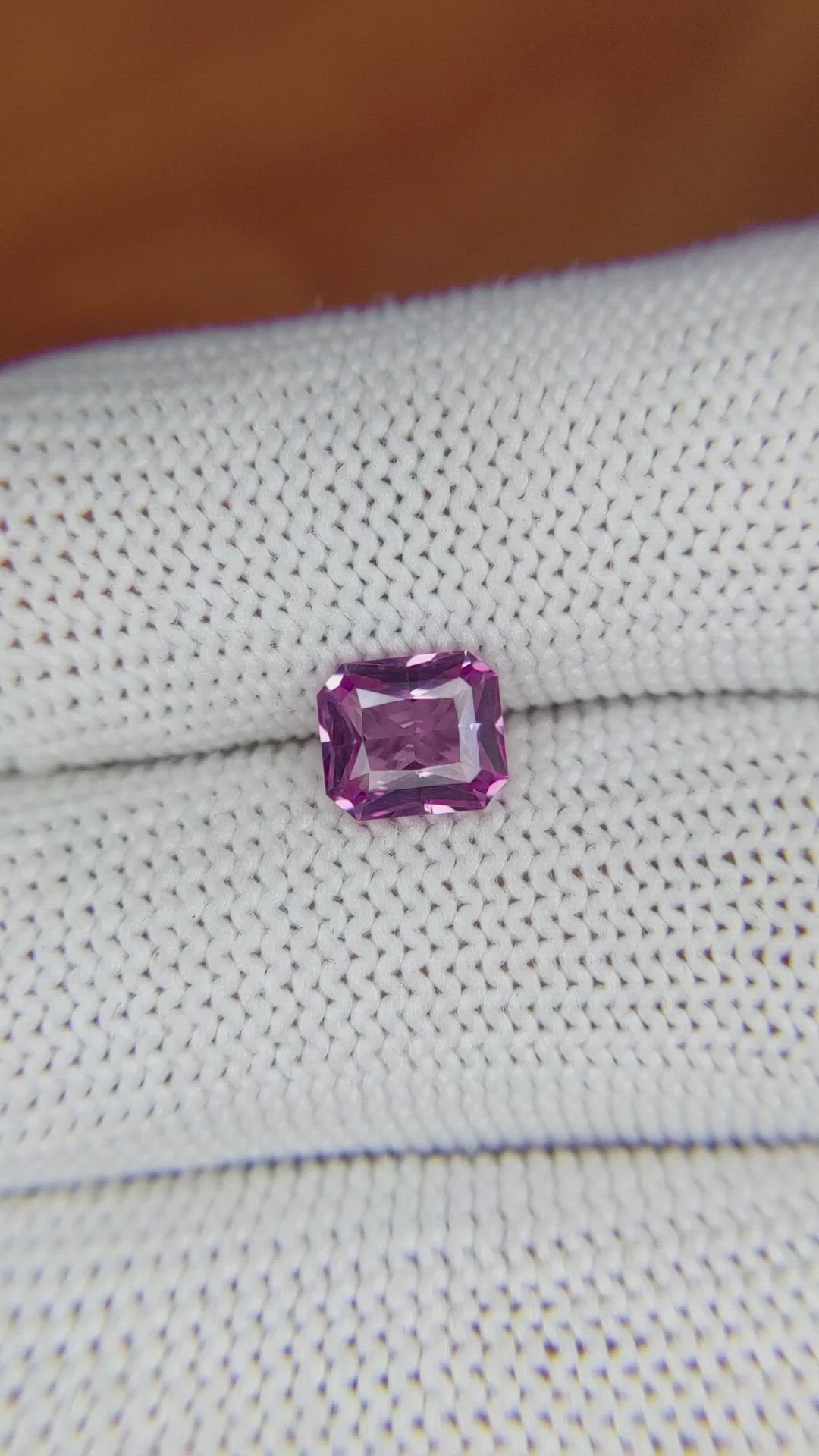 1.17 Ct. Spinel from Ceylon (Sri Lanka) Size Video