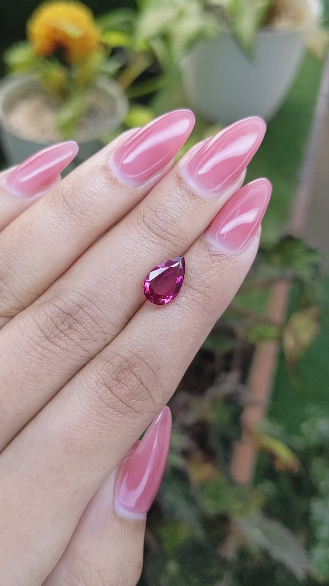 1.95 Ct. Spinel from Ceylon (Sri Lanka) Size Video