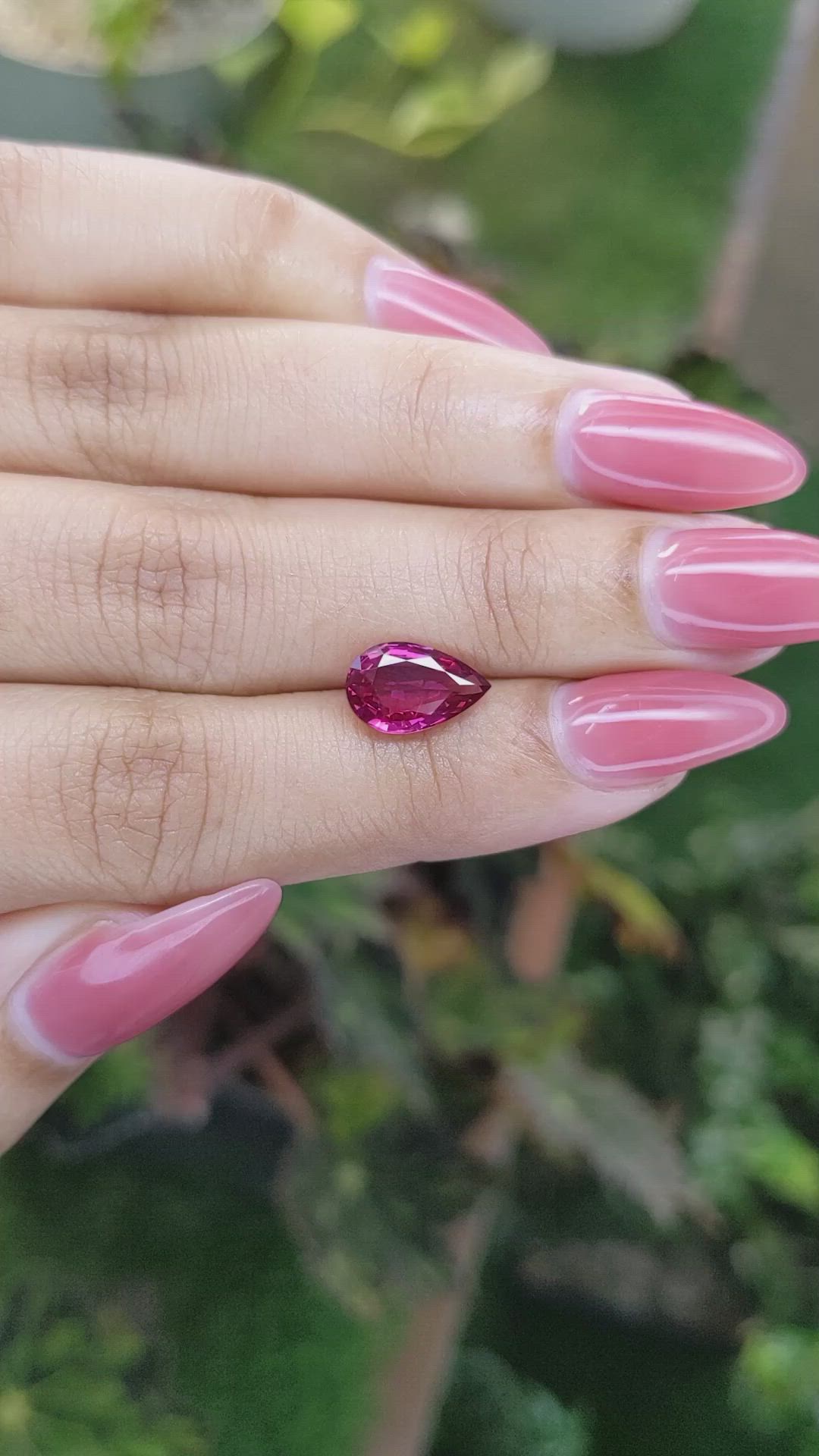 1.95 Ct. Spinel from Ceylon (Sri Lanka) Size Video