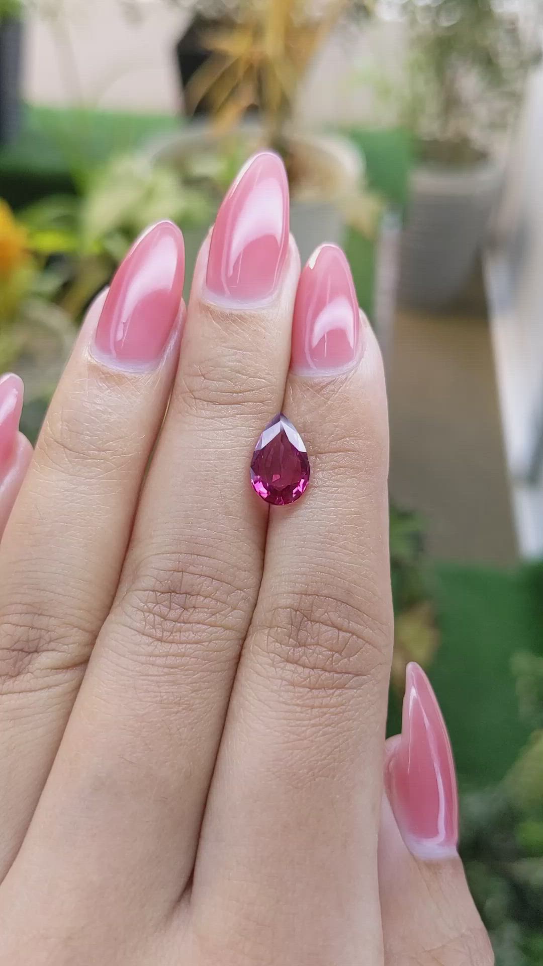 1.95 Ct. Spinel from Ceylon (Sri Lanka) Size Video