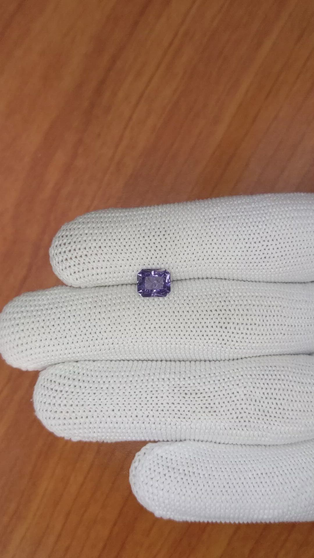 1.17 Ct. Spinel from Ceylon (Sri Lanka) Size Video