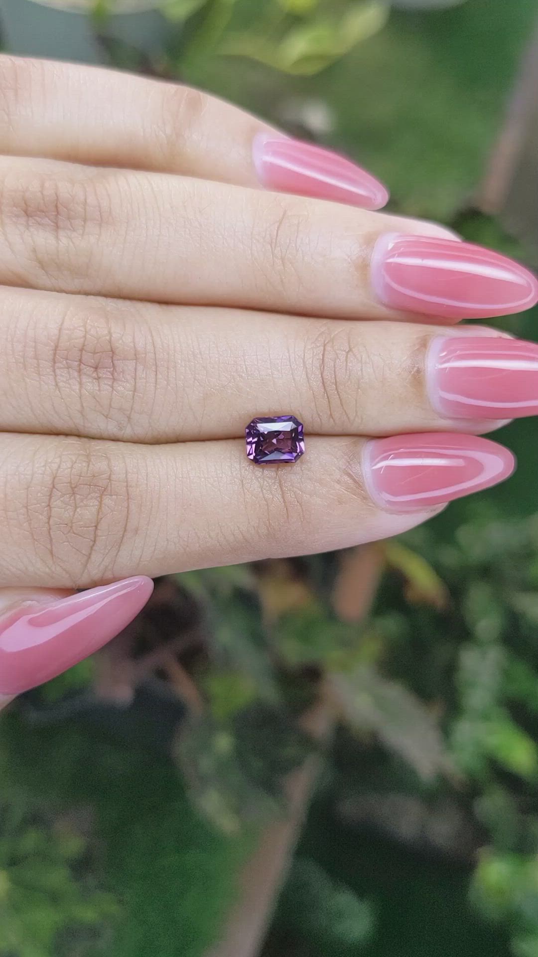 1.05 Ct. Spinel from Ceylon (Sri Lanka) Size Video