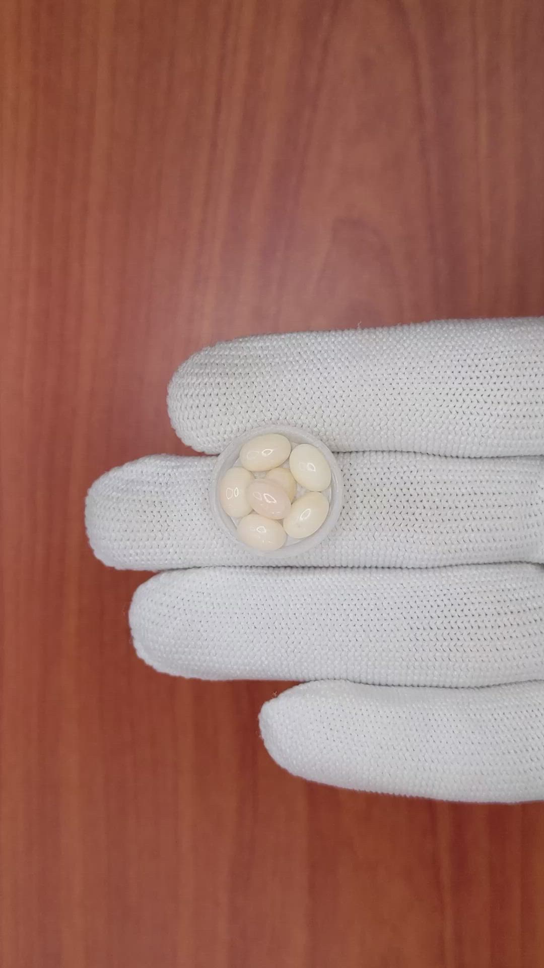 5.06 Ct. Cabochon Coral from Italy Size Video