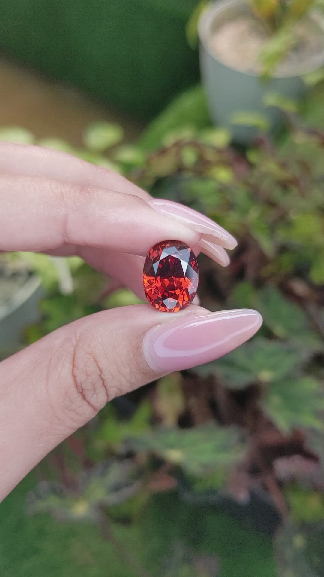 10.34 Ct. Garnet from Ceylon (Sri Lanka) Size Video