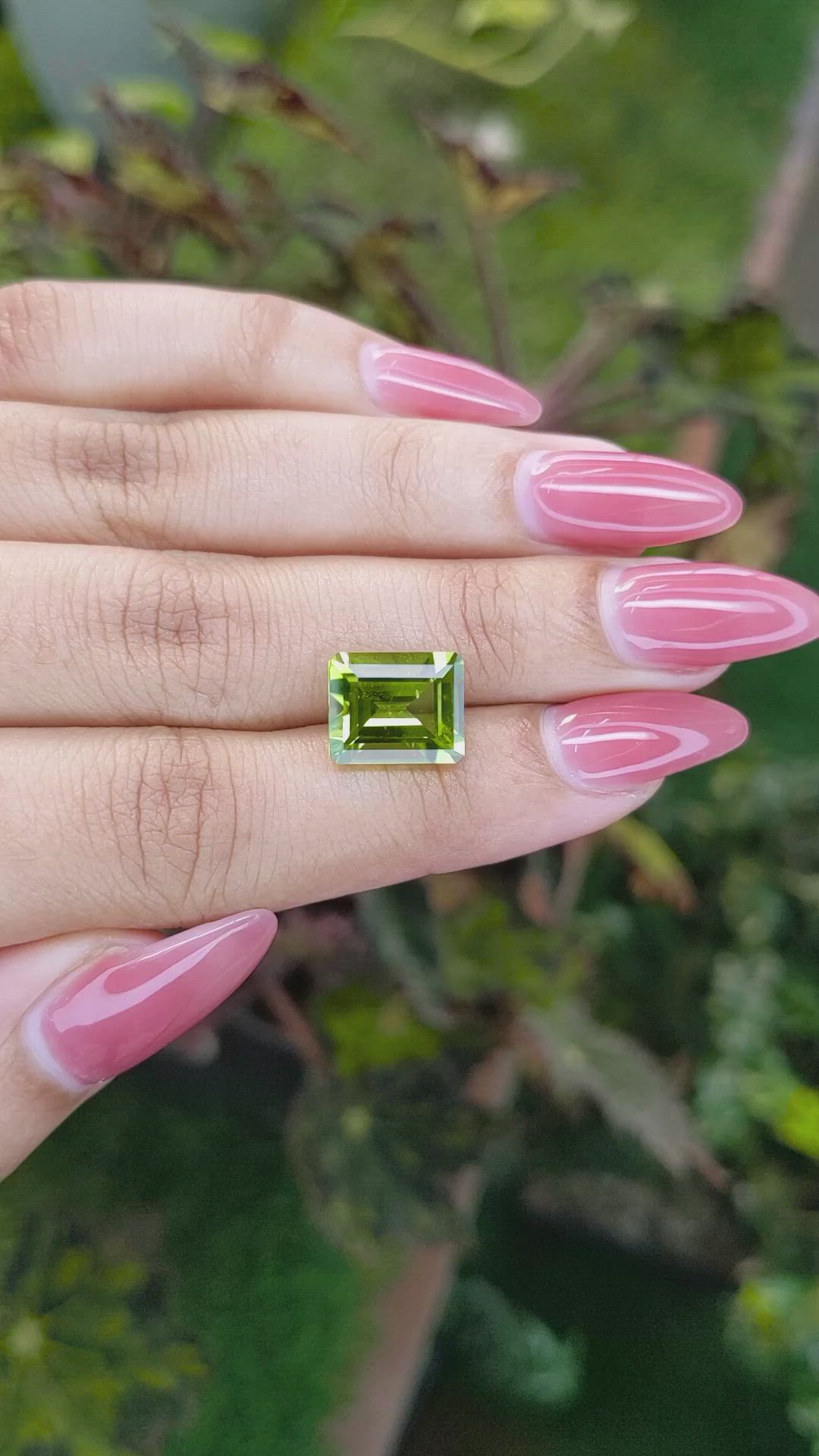 4.86 Ct. Peridot from Pakistan Size Video