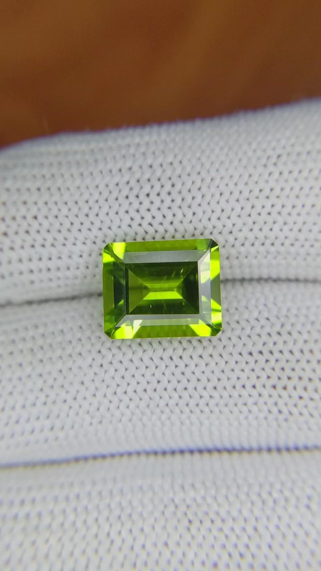 4.86 Ct. Peridot from Pakistan Size Video