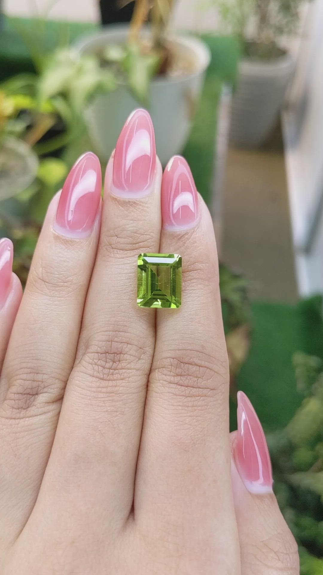 4.86 Ct. Peridot from Pakistan Size Video