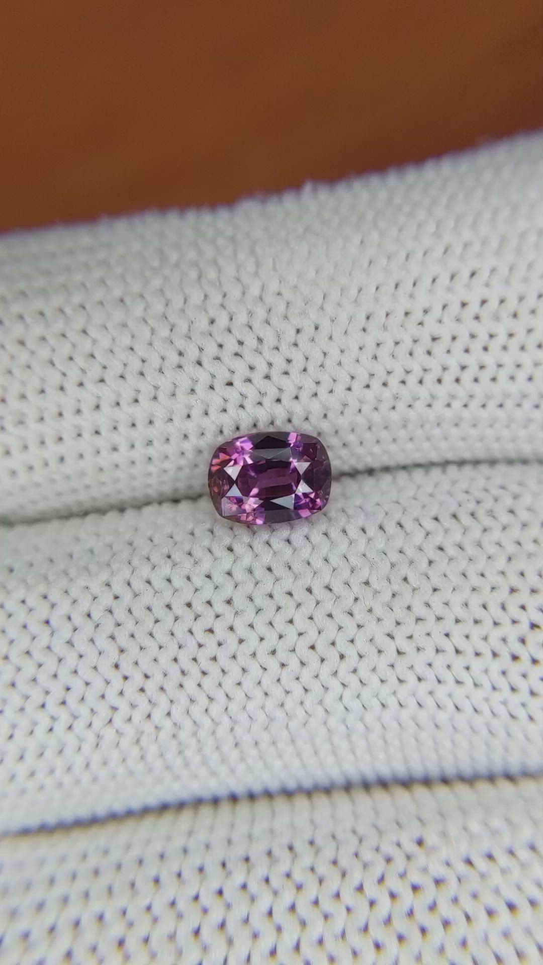 1.12 Ct. Spinel from Ceylon (Sri Lanka) Size Video