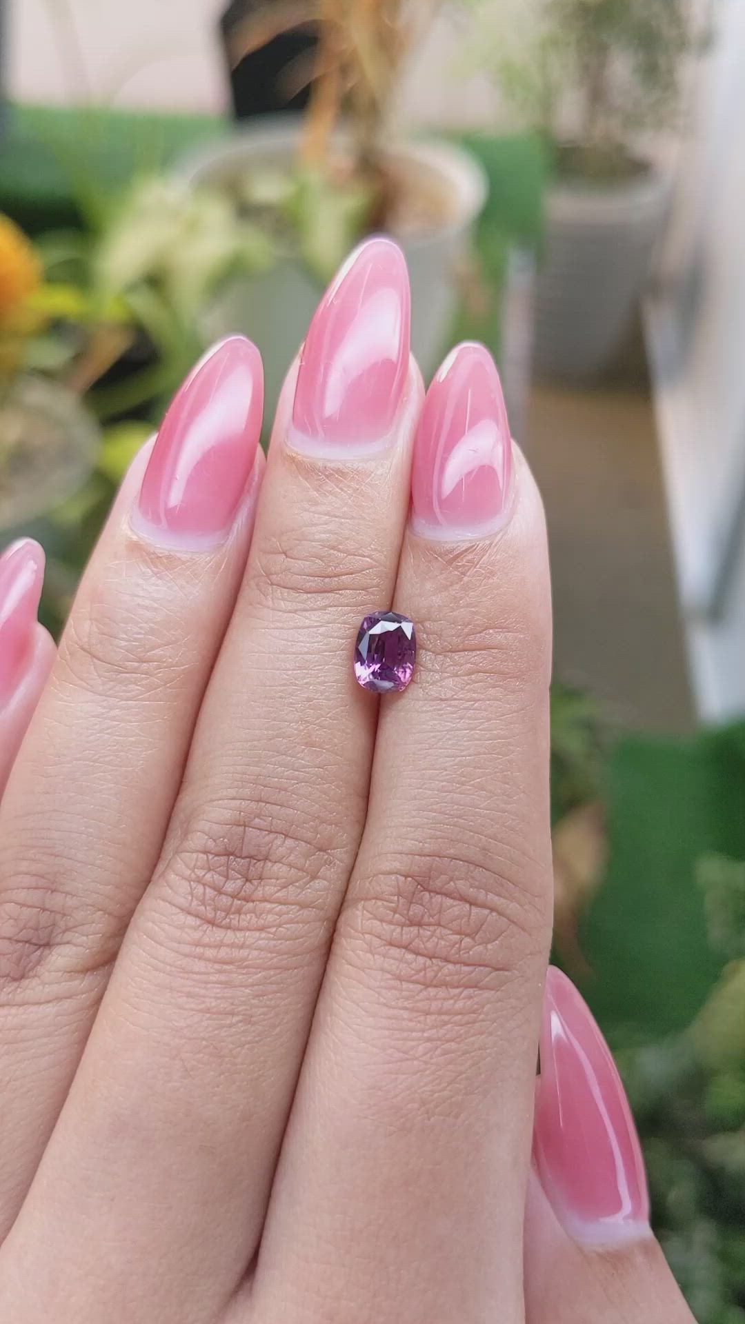 1.12 Ct. Spinel from Ceylon (Sri Lanka) Size Video