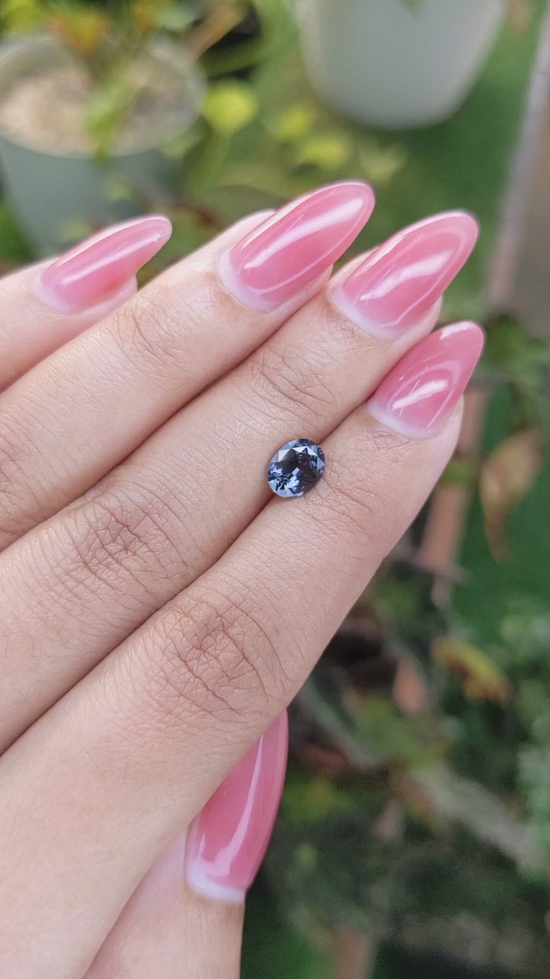 1.00 Ct. Spinel from Ceylon (Sri Lanka) Size Video