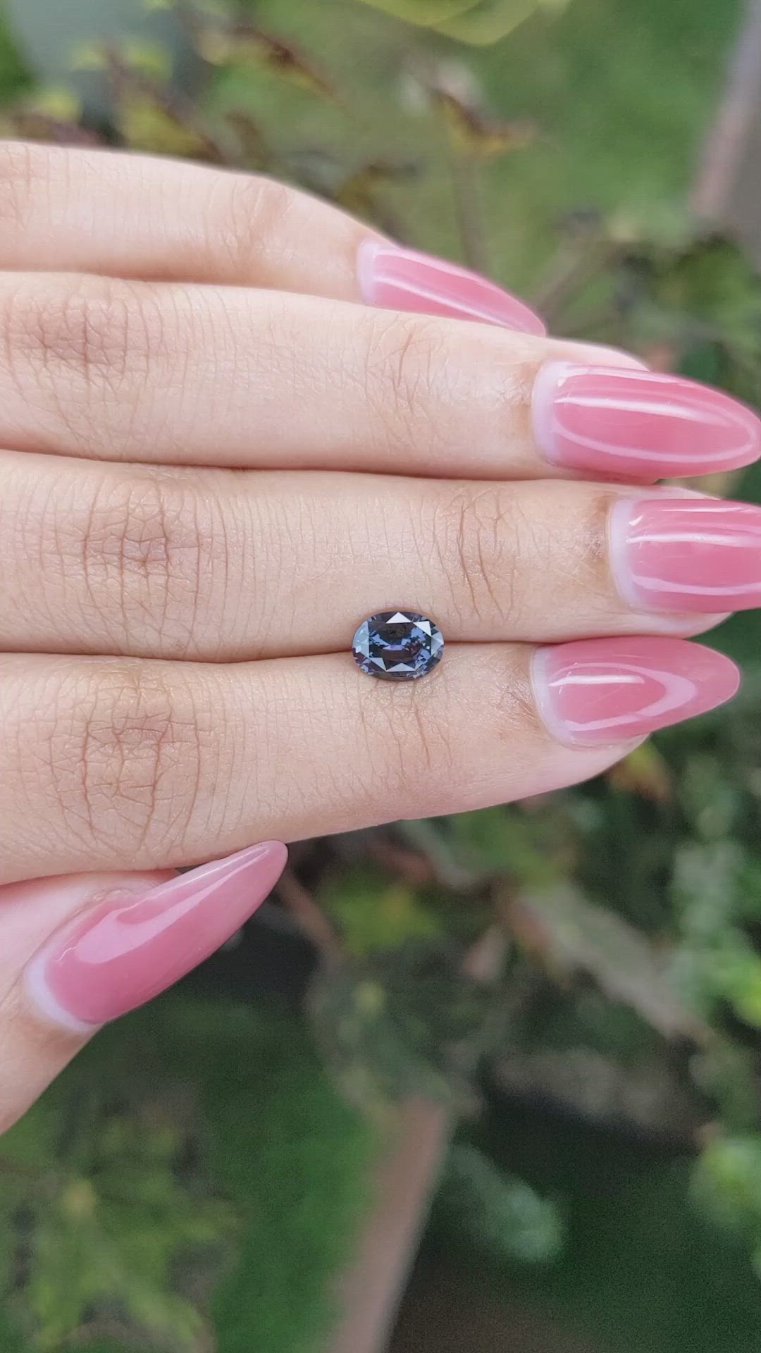 1.00 Ct. Spinel from Ceylon (Sri Lanka) Size Video