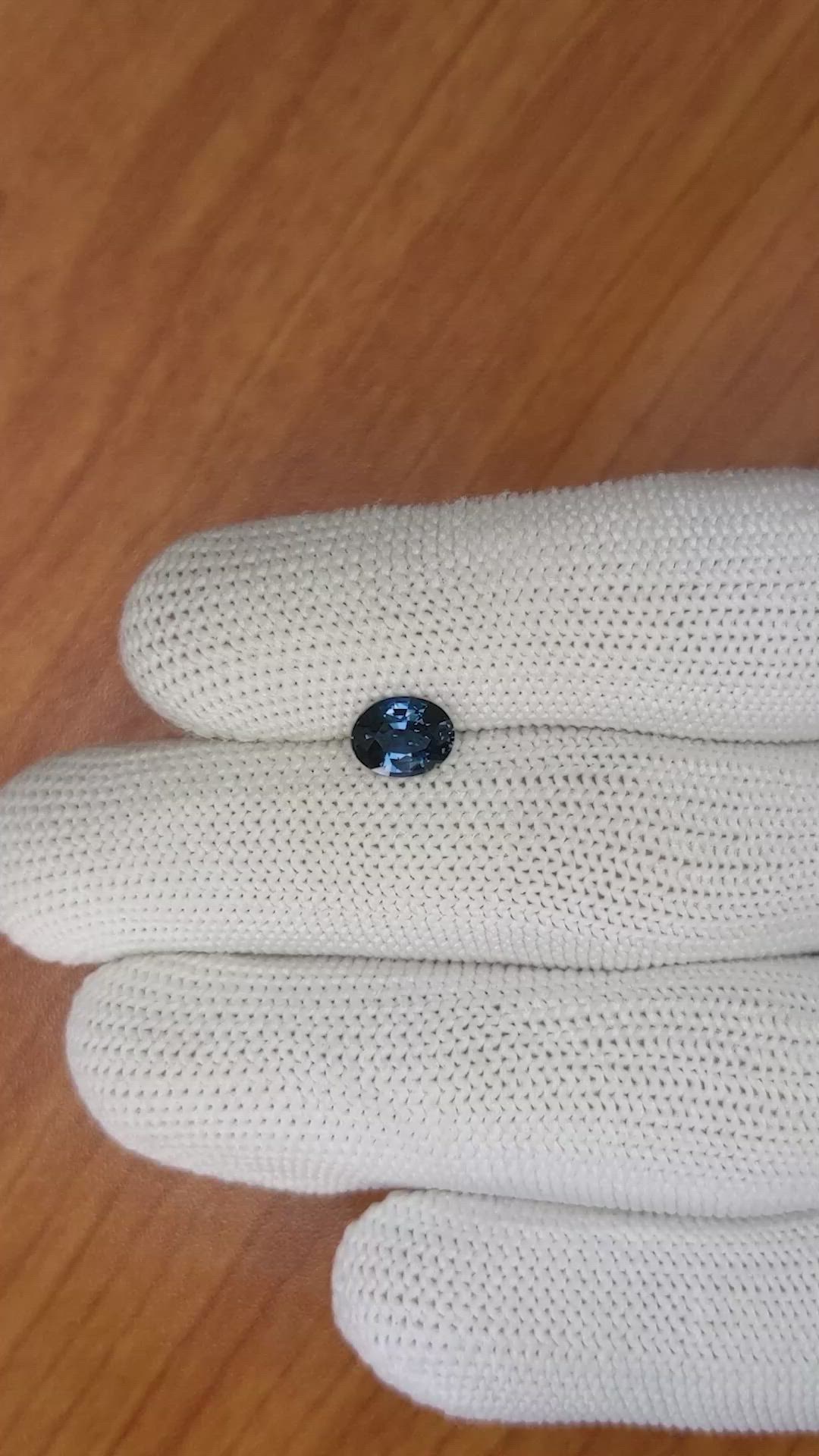 1.15 Ct. Spinel from Ceylon (Sri Lanka) Size Video