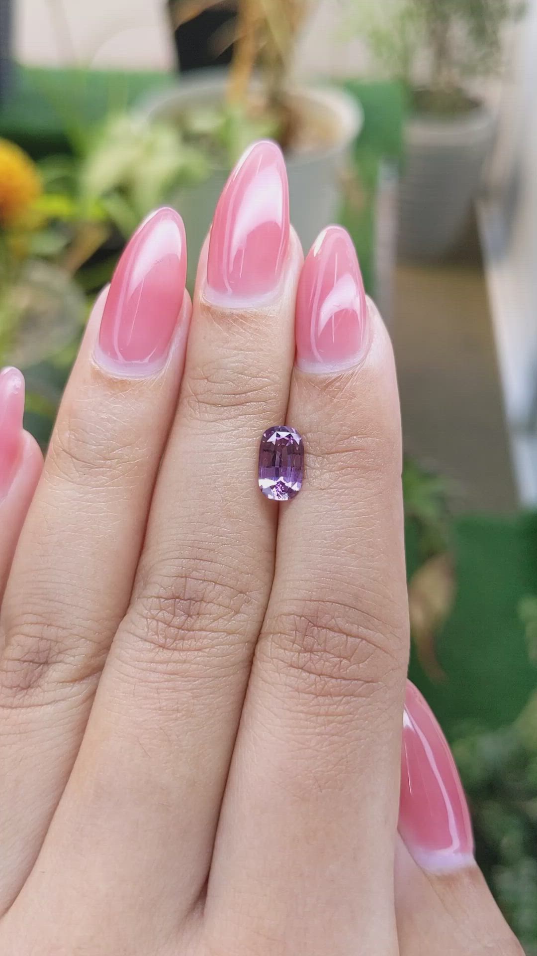 1.21 Ct. Spinel from Ceylon (Sri Lanka) Size Video