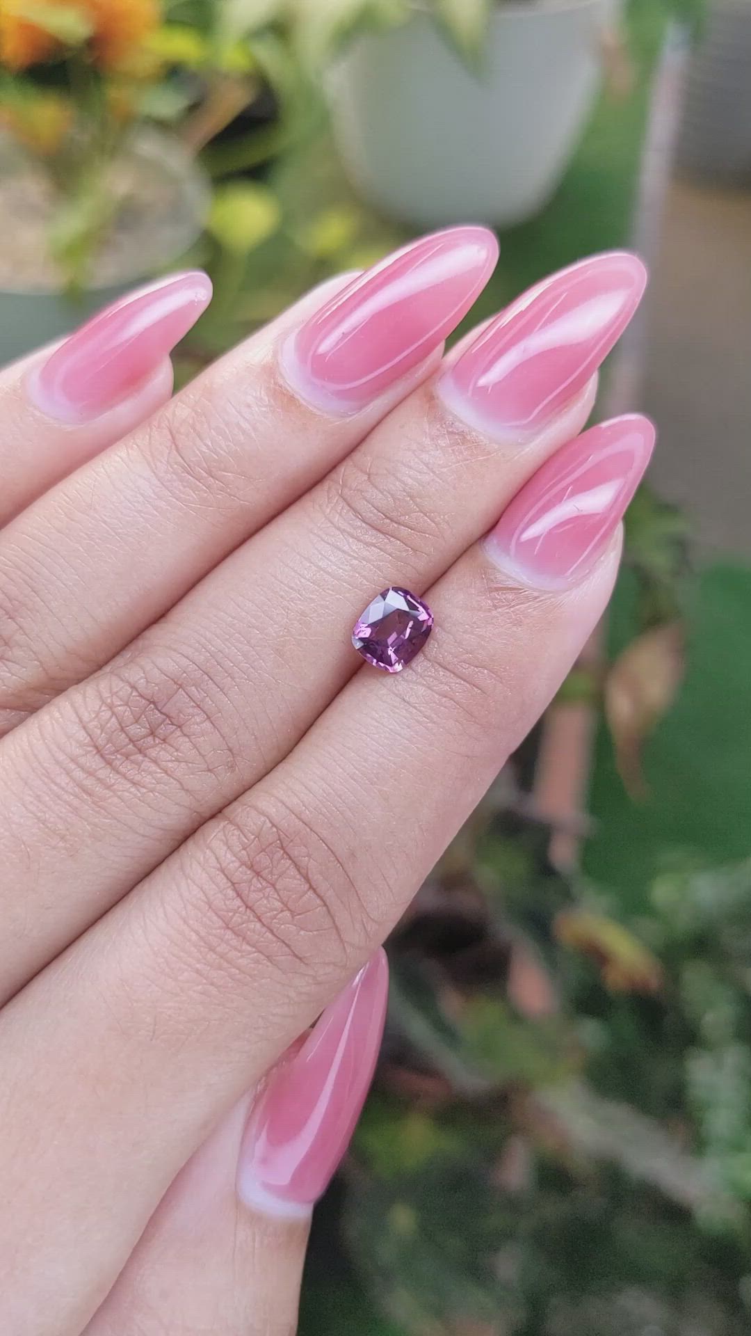 0.88 Ct. Spinel from Ceylon (Sri Lanka) Size Video