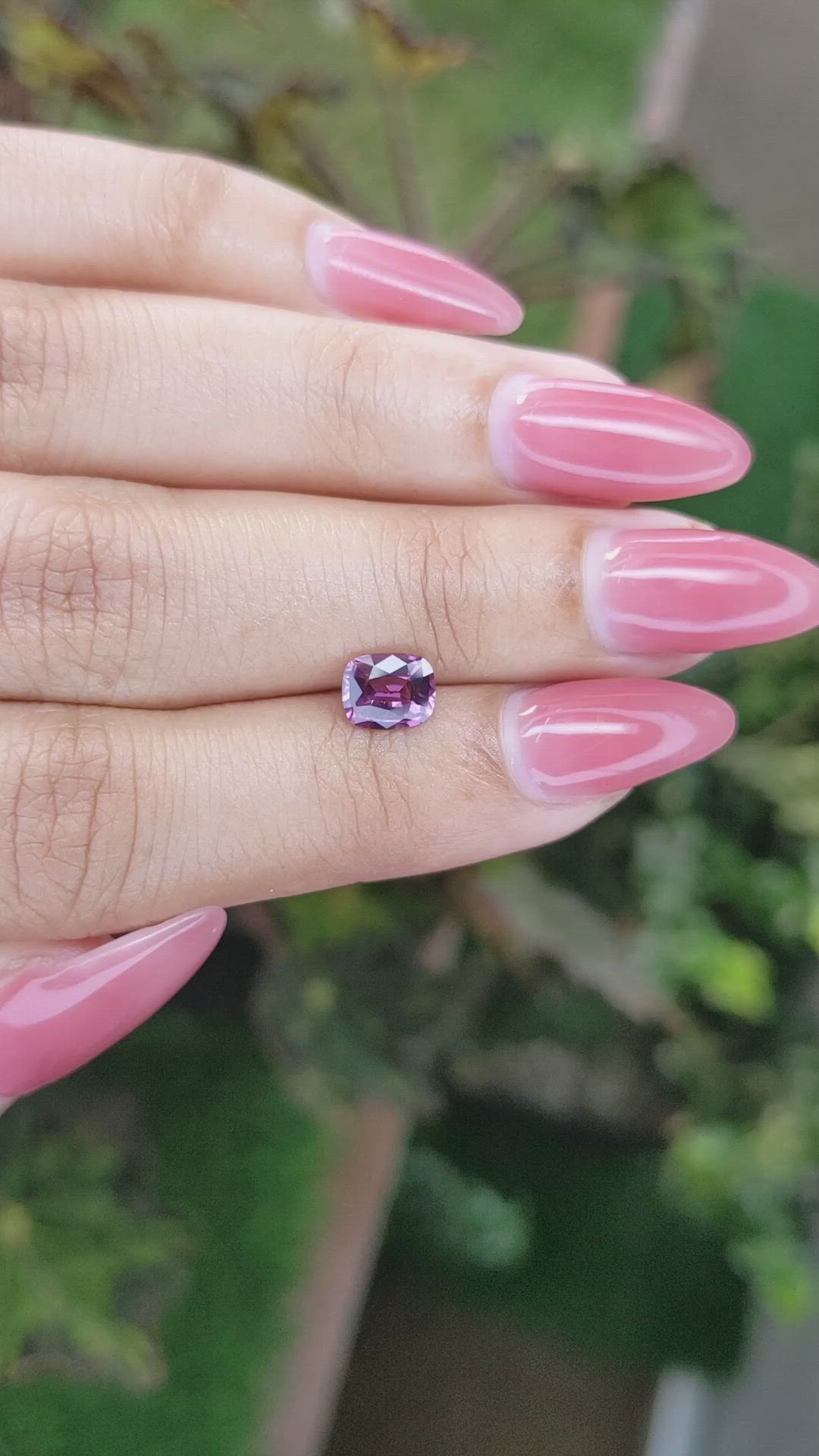 0.88 Ct. Spinel from Ceylon (Sri Lanka) Size Video