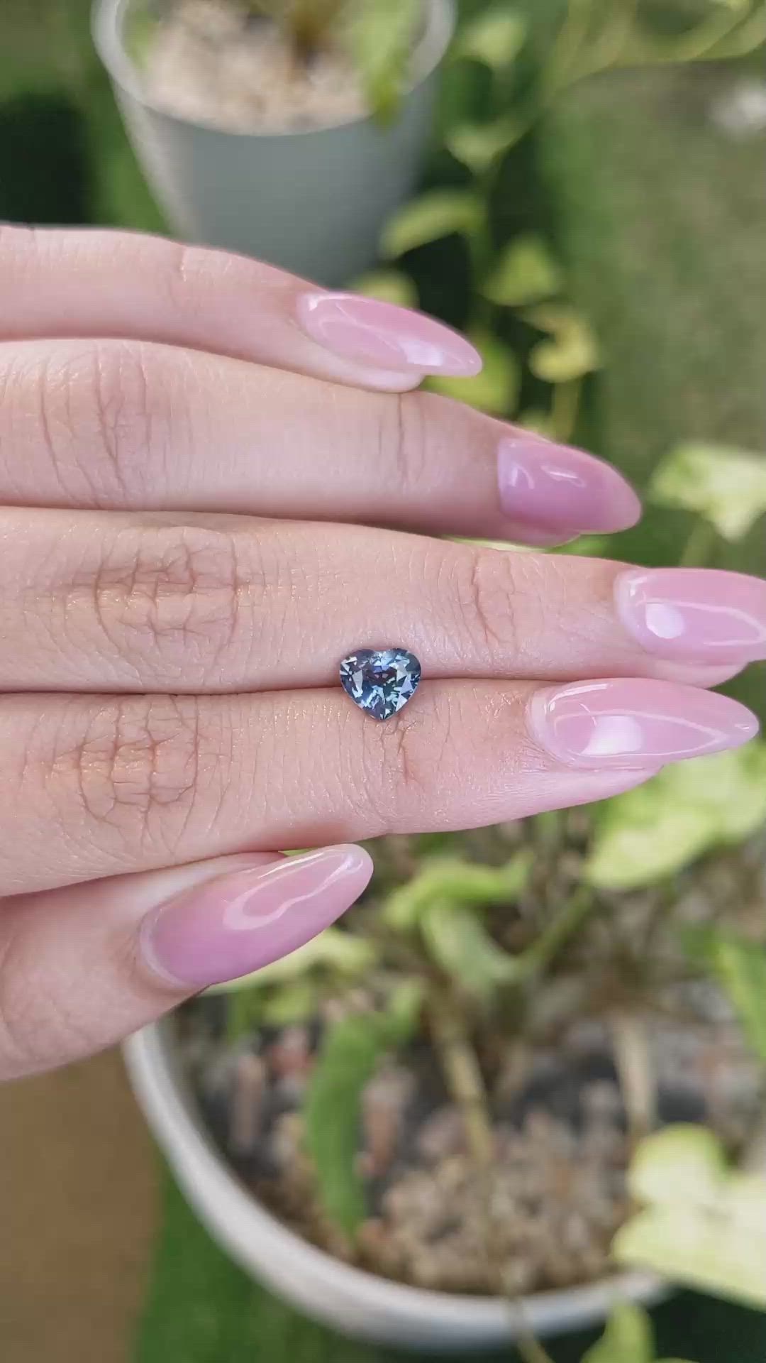 1.00 Ct. Spinel from Ceylon (Sri Lanka) Size Video