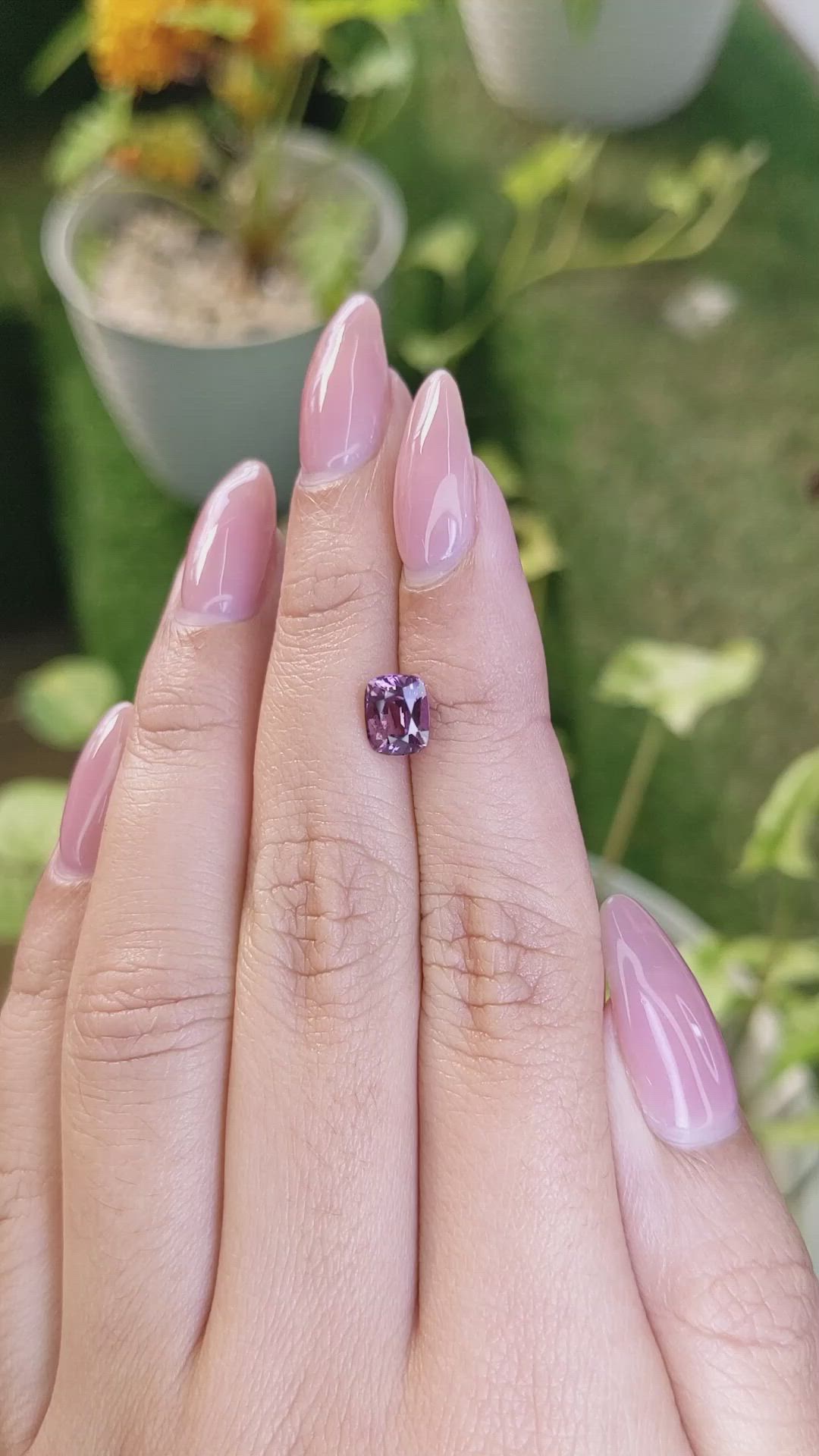 1.60 Ct. Spinel from Ceylon (Sri Lanka) Size Video