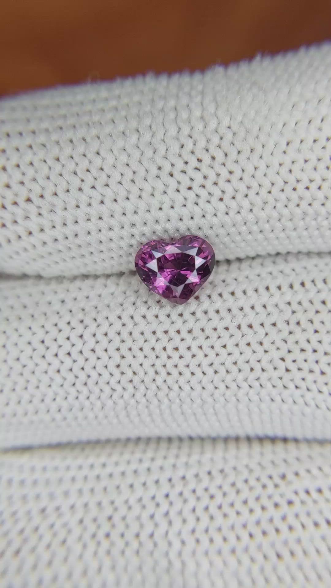 1.26 Ct. Spinel from Ceylon (Sri Lanka) Size Video