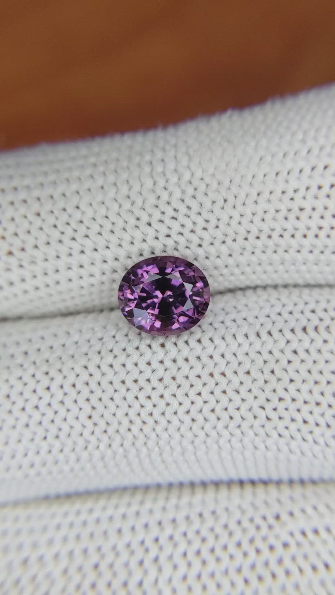 2.15 Ct. Spinel from Ceylon (Sri Lanka) Size Video