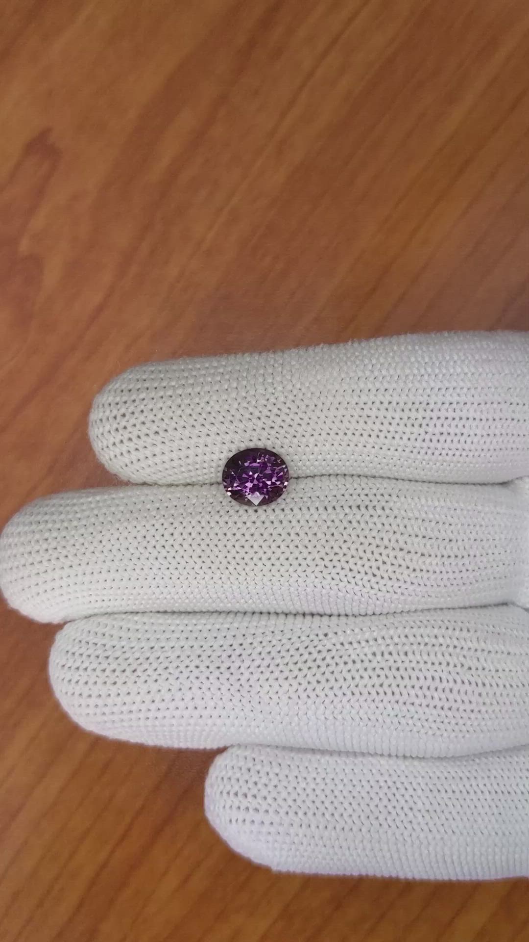 2.19 Ct. Spinel from Ceylon (Sri Lanka) Size Video