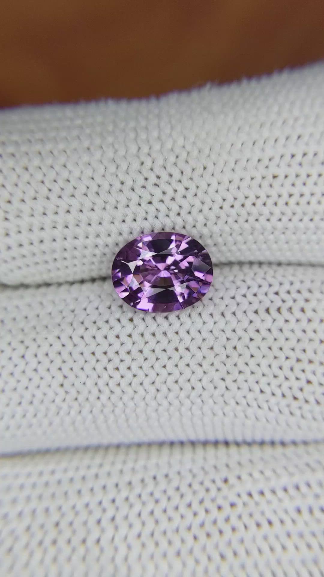 2.19 Ct. Spinel from Ceylon (Sri Lanka) Size Video