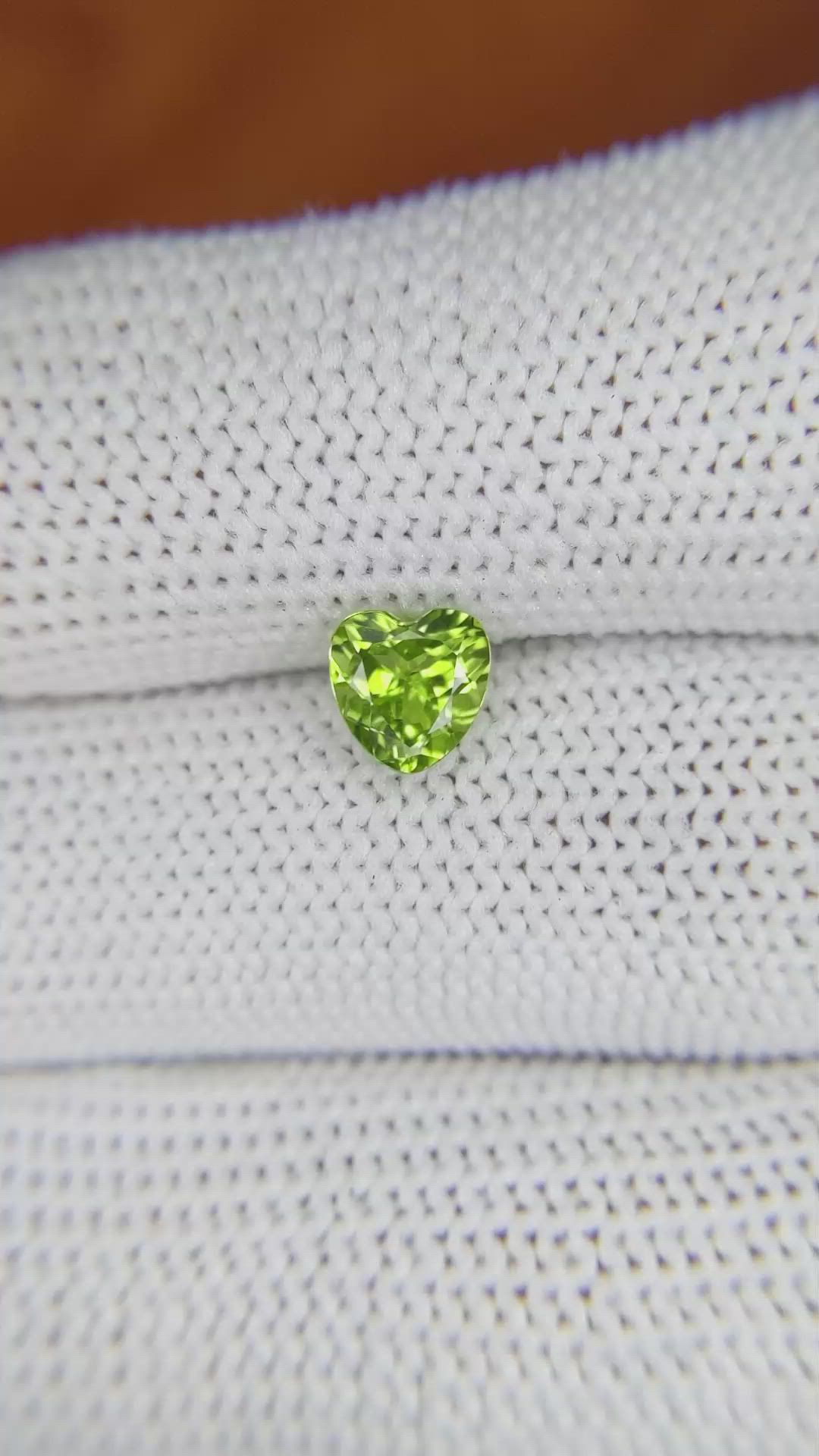 0.95 Ct. Peridot from Pakistan Size Video