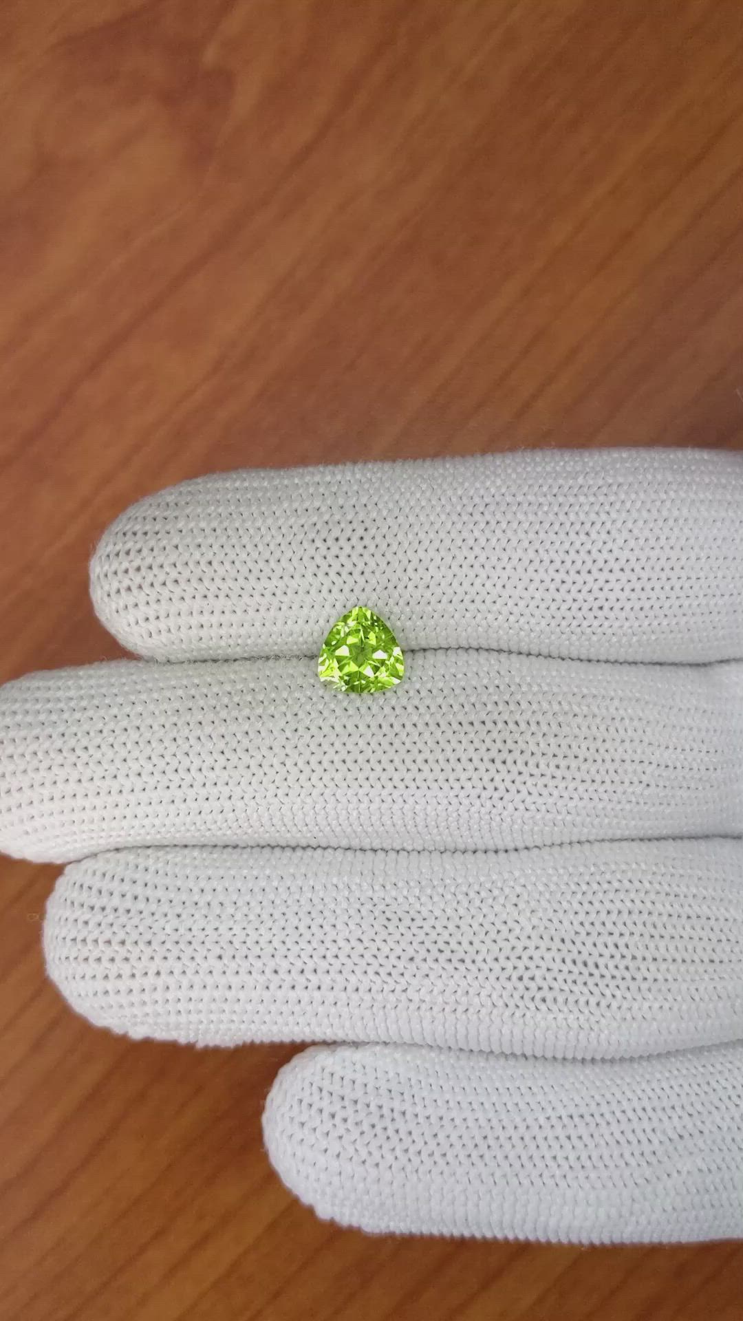1.38 Ct. Peridot from Pakistan Size Video