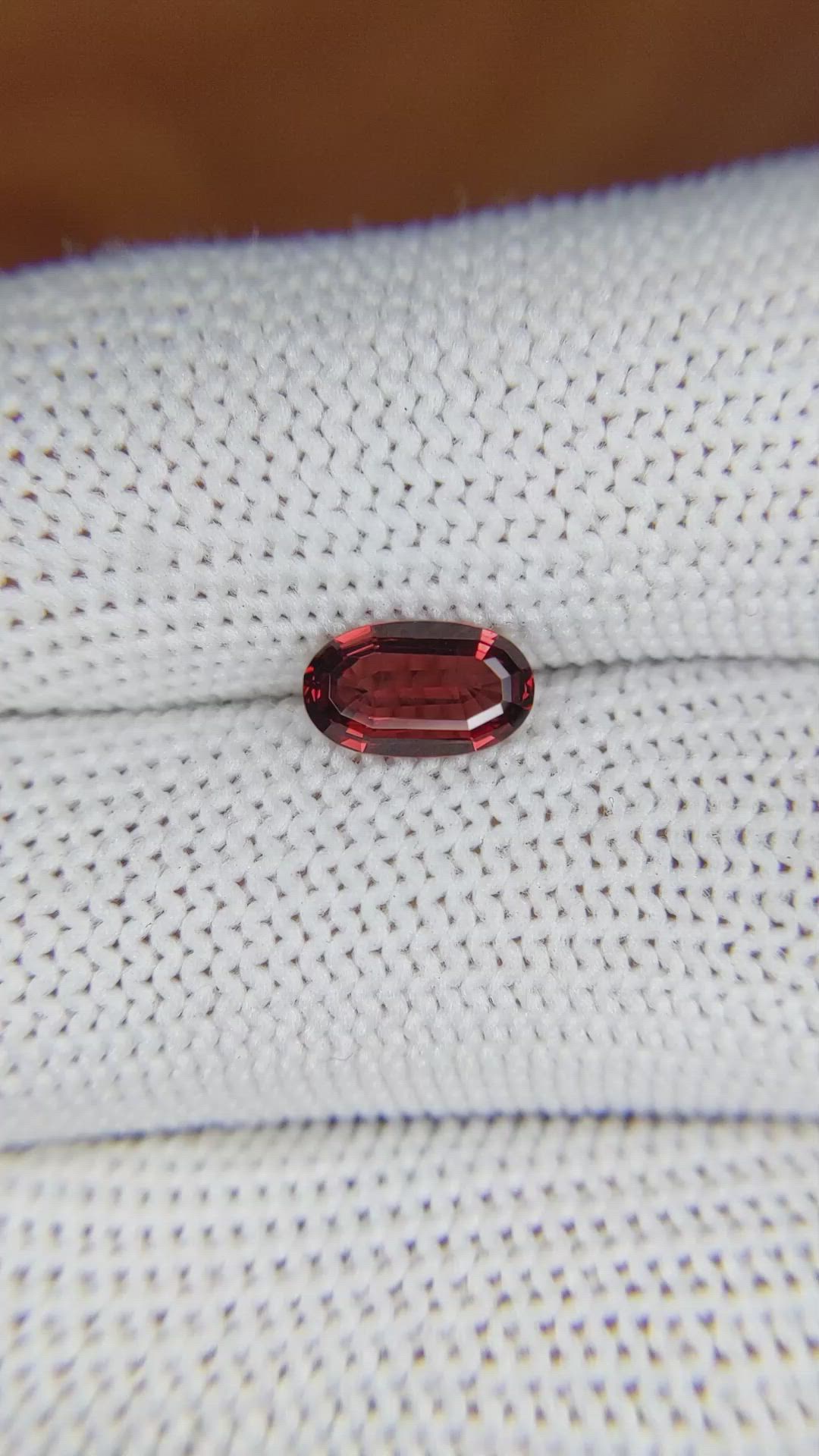 1.05 Ct. Almandine Garnet from Ceylon (Sri Lanka) Size Video