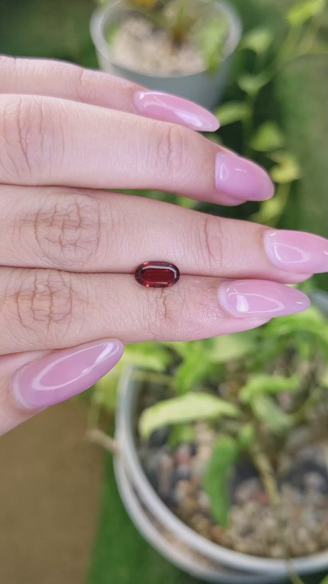 1.05 Ct. Almandine Garnet from Ceylon (Sri Lanka) Size Video