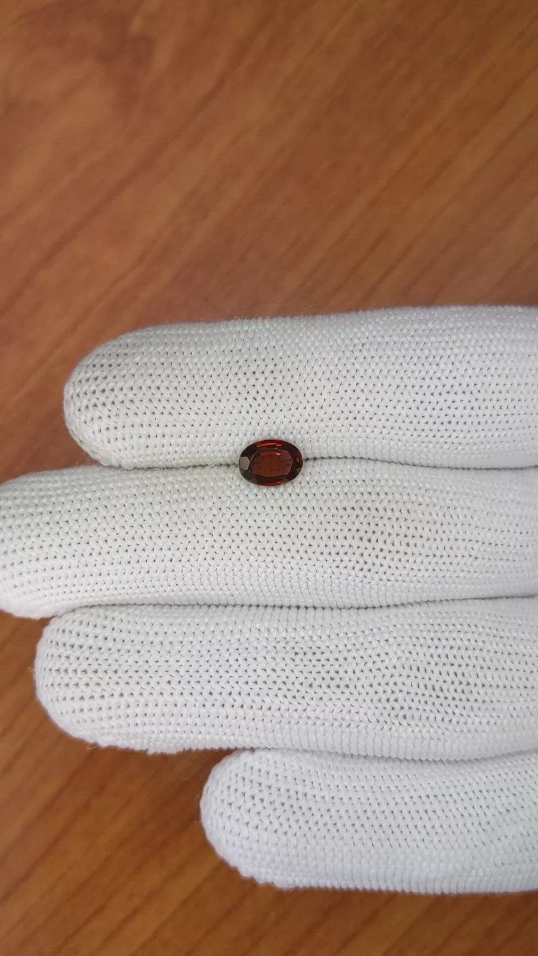 1.20 Ct. Almandine Garnet from Ceylon (Sri Lanka) Size Video